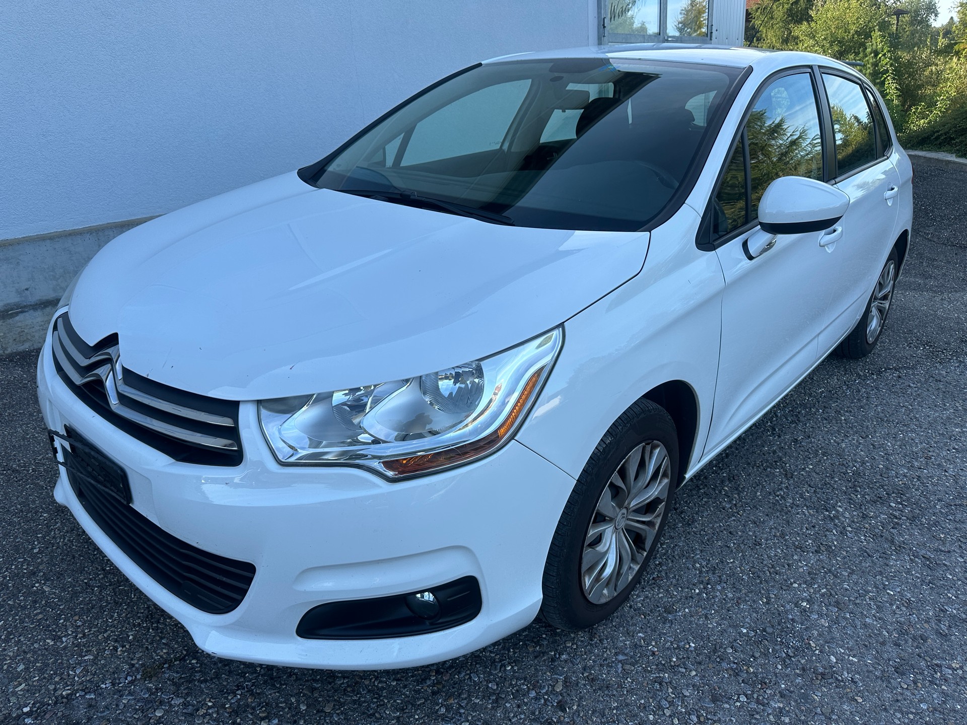 CITROEN C4 Berline 1.4 VTi Attraction-image-0