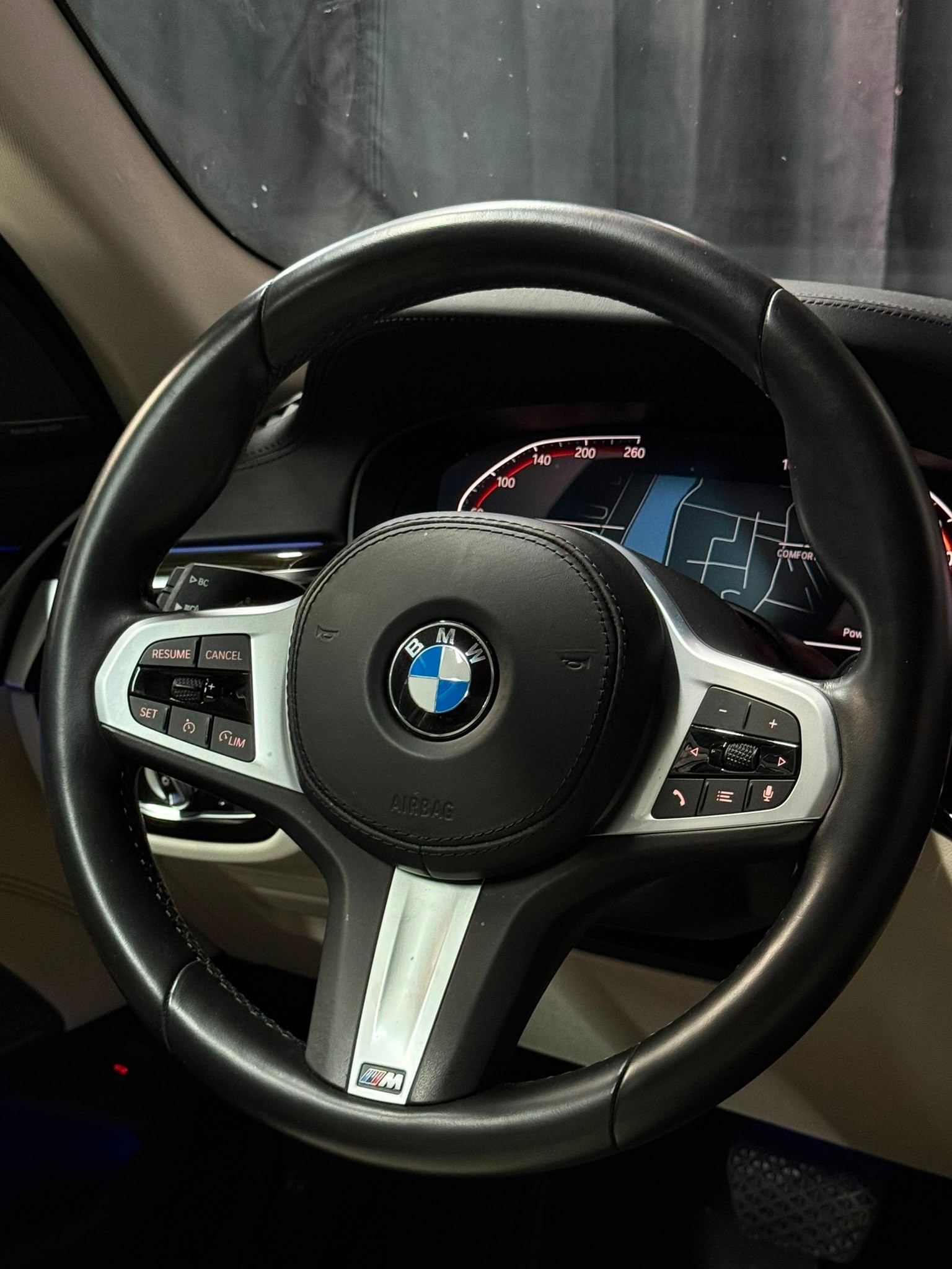 BMW 520d xDrive 48V Steptronic-image-17