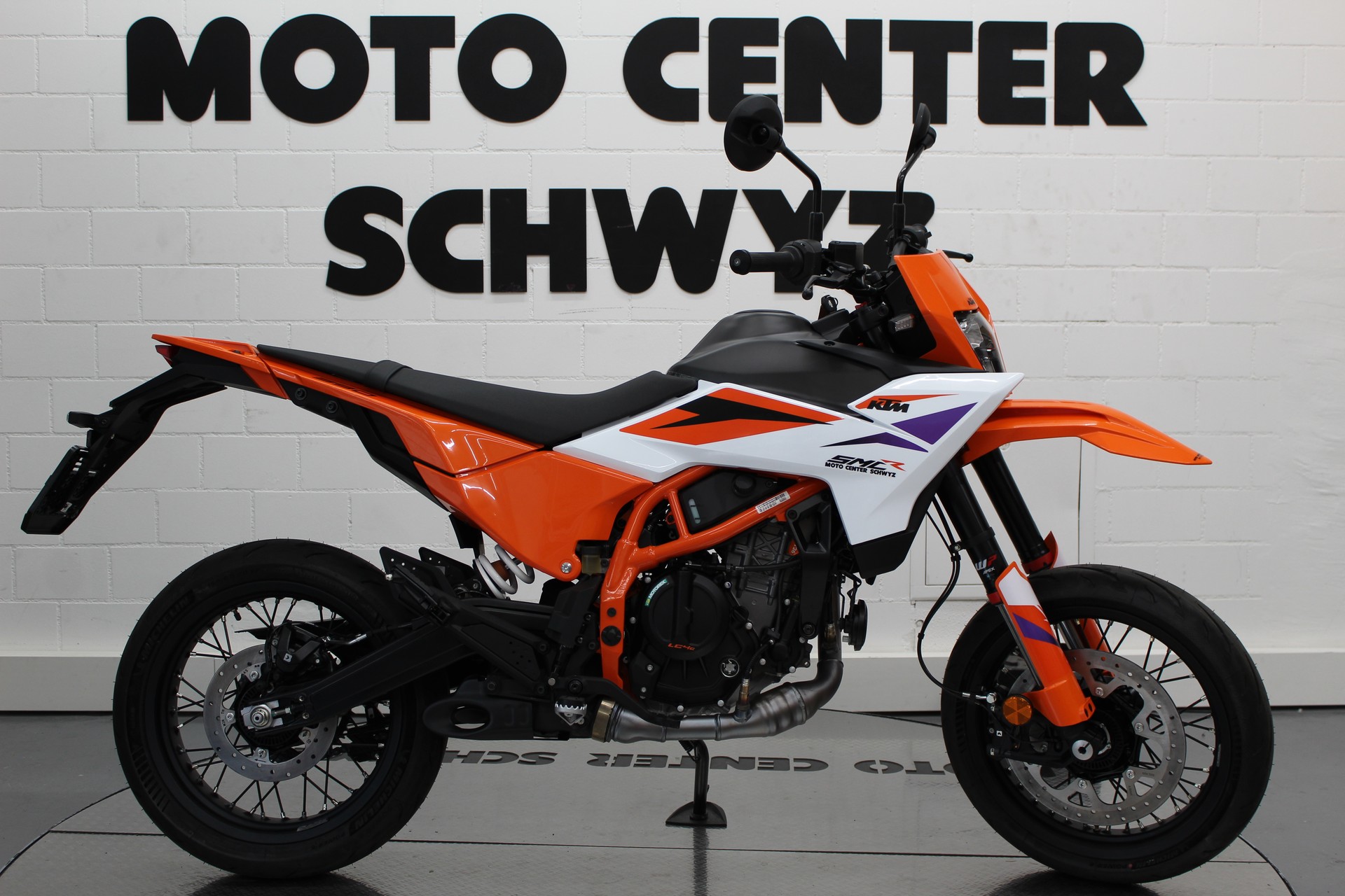KTM 390 SMC R