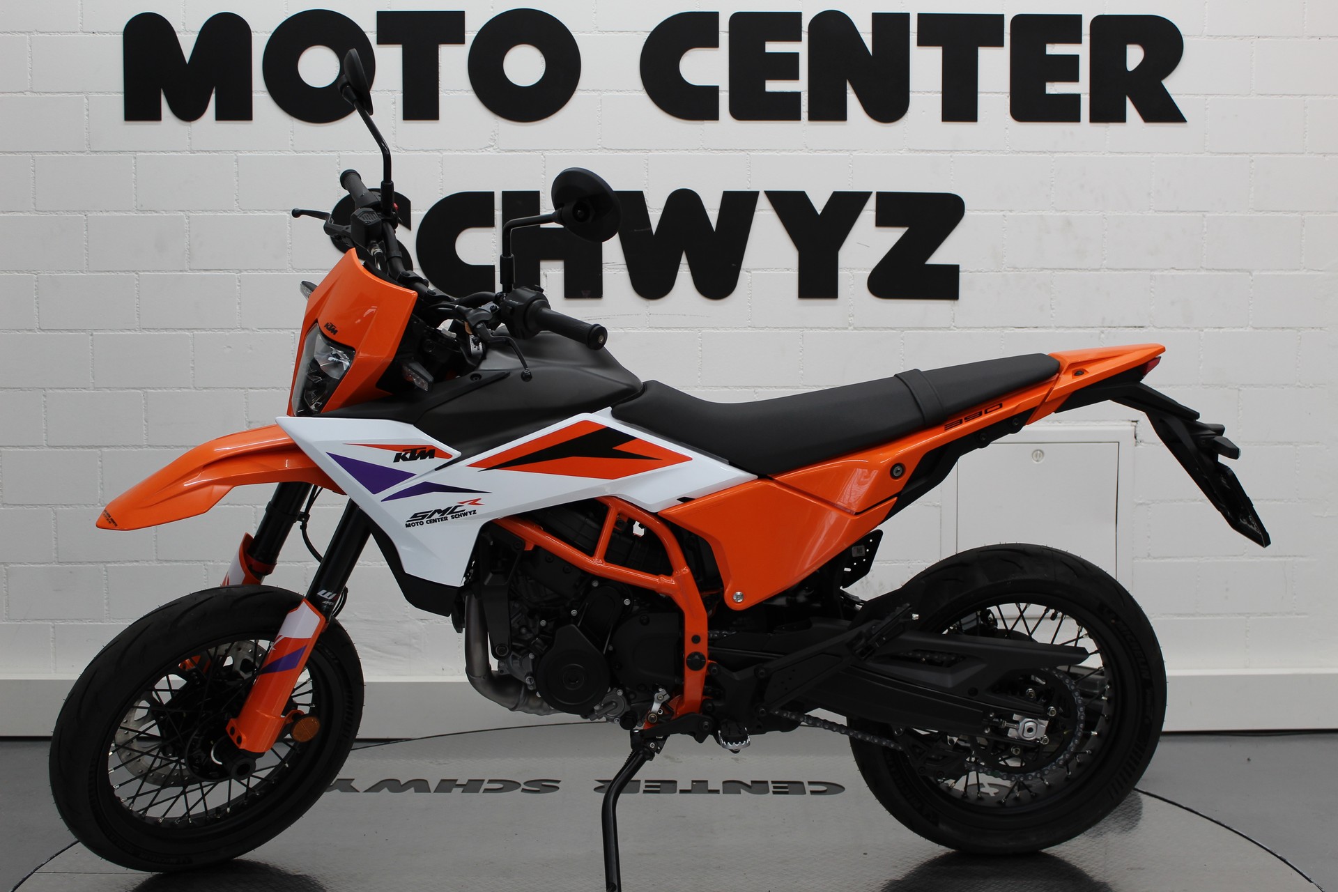 KTM 390 SMC R-image-5