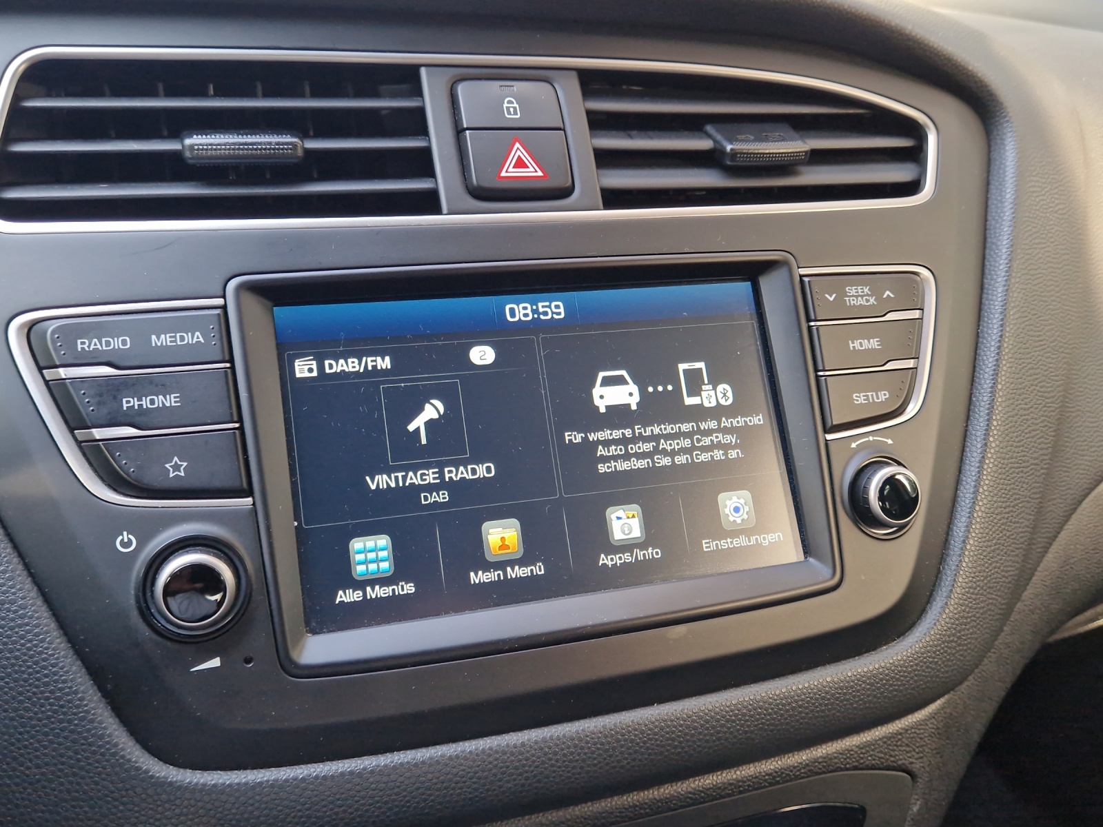 HYUNDAI i20 1.0 T-GDi 120 Amplia-image-11