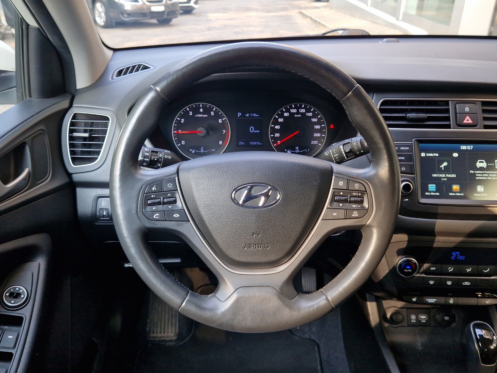 HYUNDAI i20 1.0 T-GDi 120 Amplia-image-6