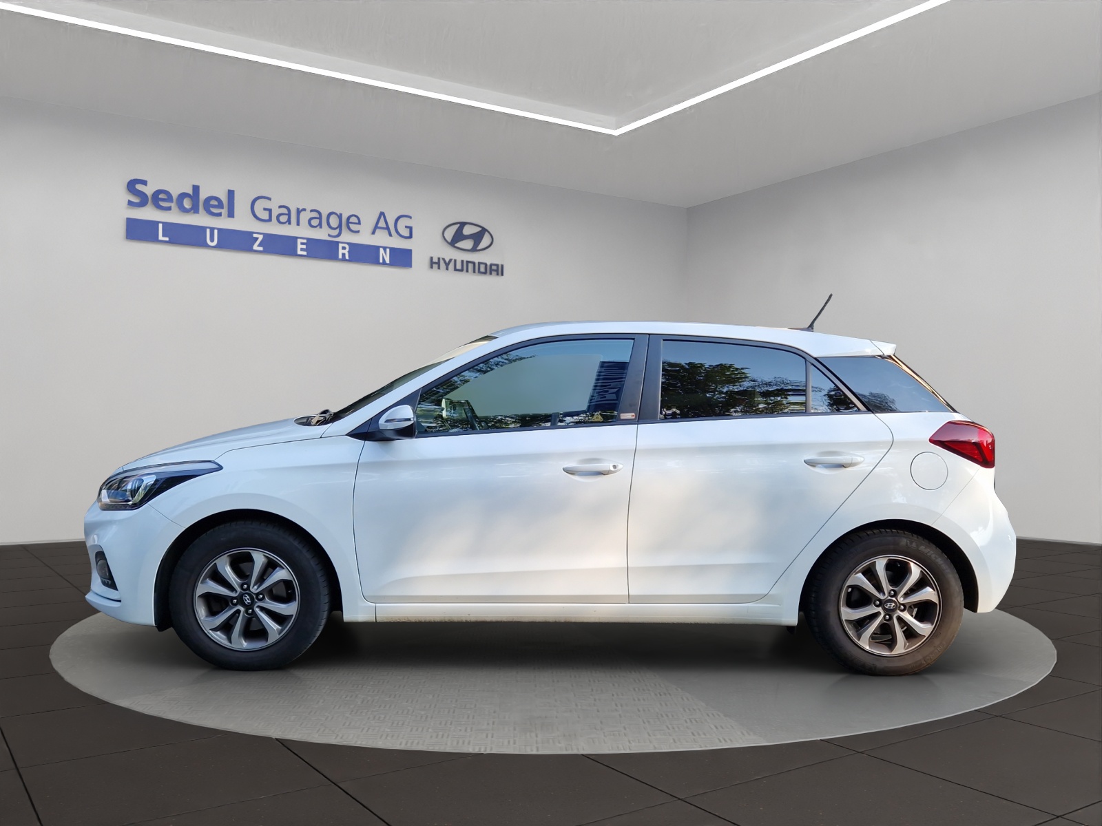 HYUNDAI i20 1.0 T-GDi 120 Amplia-image-2