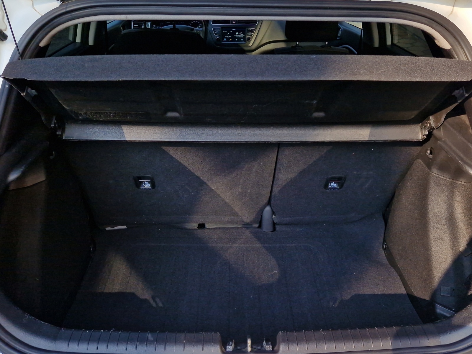 HYUNDAI i20 1.0 T-GDi 120 Amplia-image-9