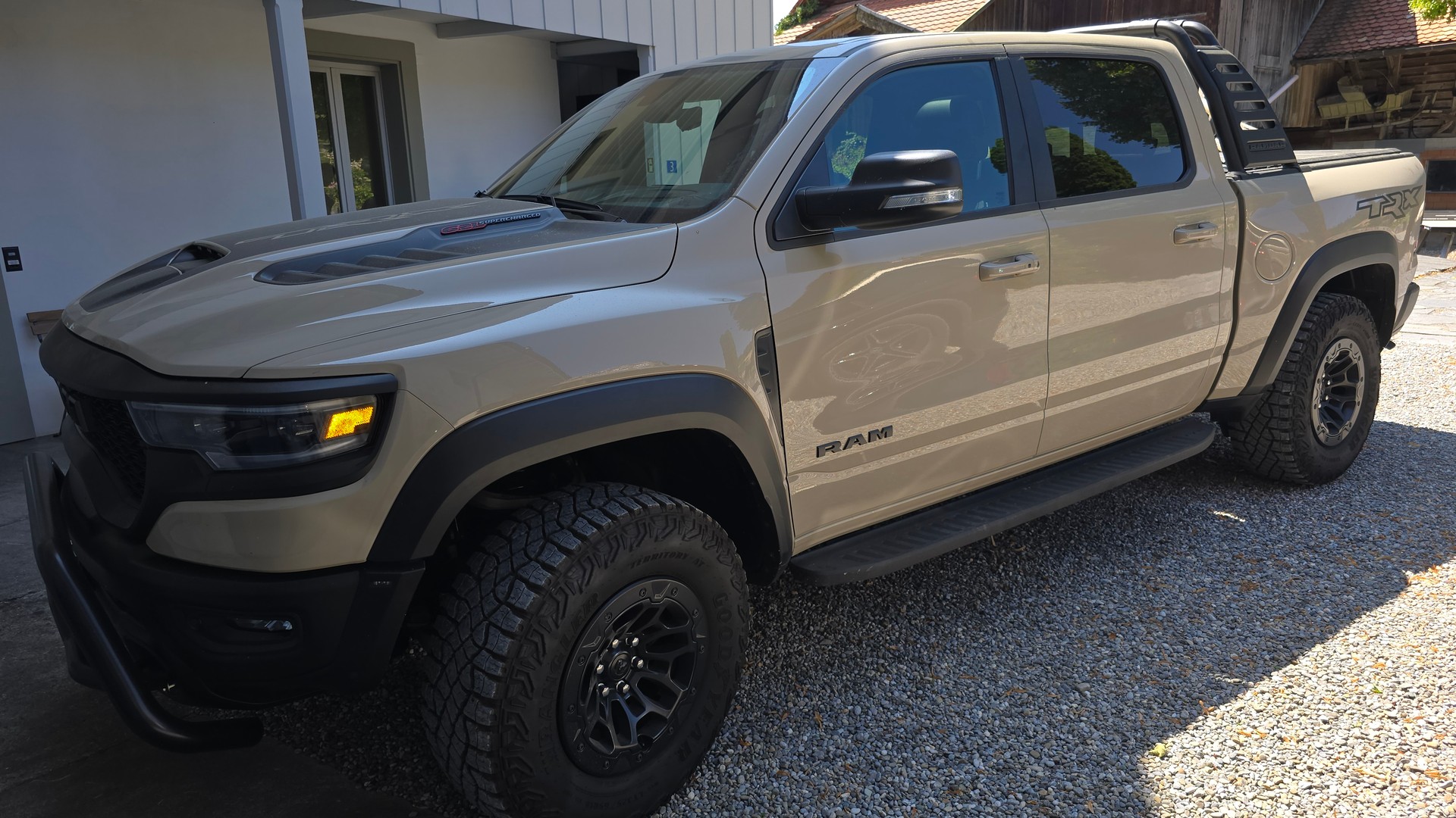 DODGE 1500 TRX 6.2 Sandblast Edition-image-2