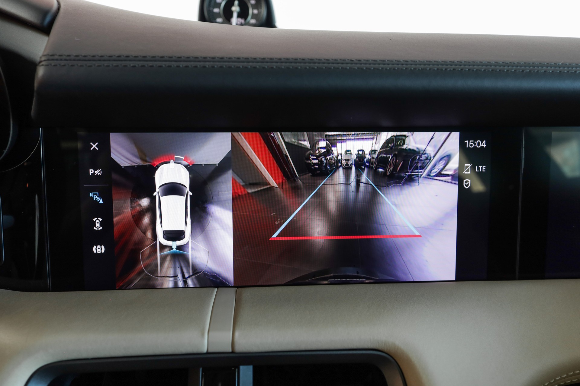 PORSCHE Taycan 4S Cross Turismo-image-14