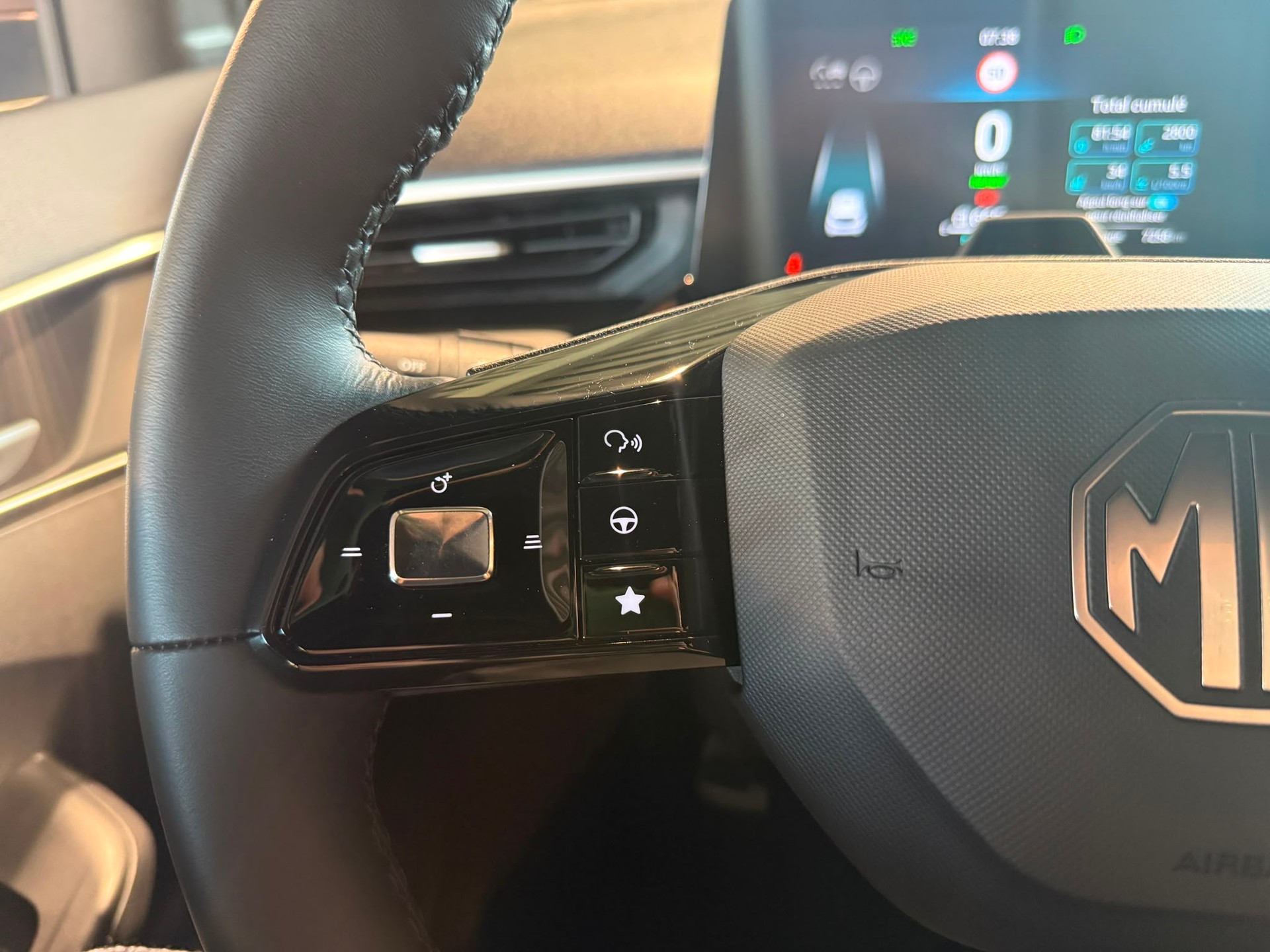 MG 3 1.5 Hybrid Luxury Aut.-image-15