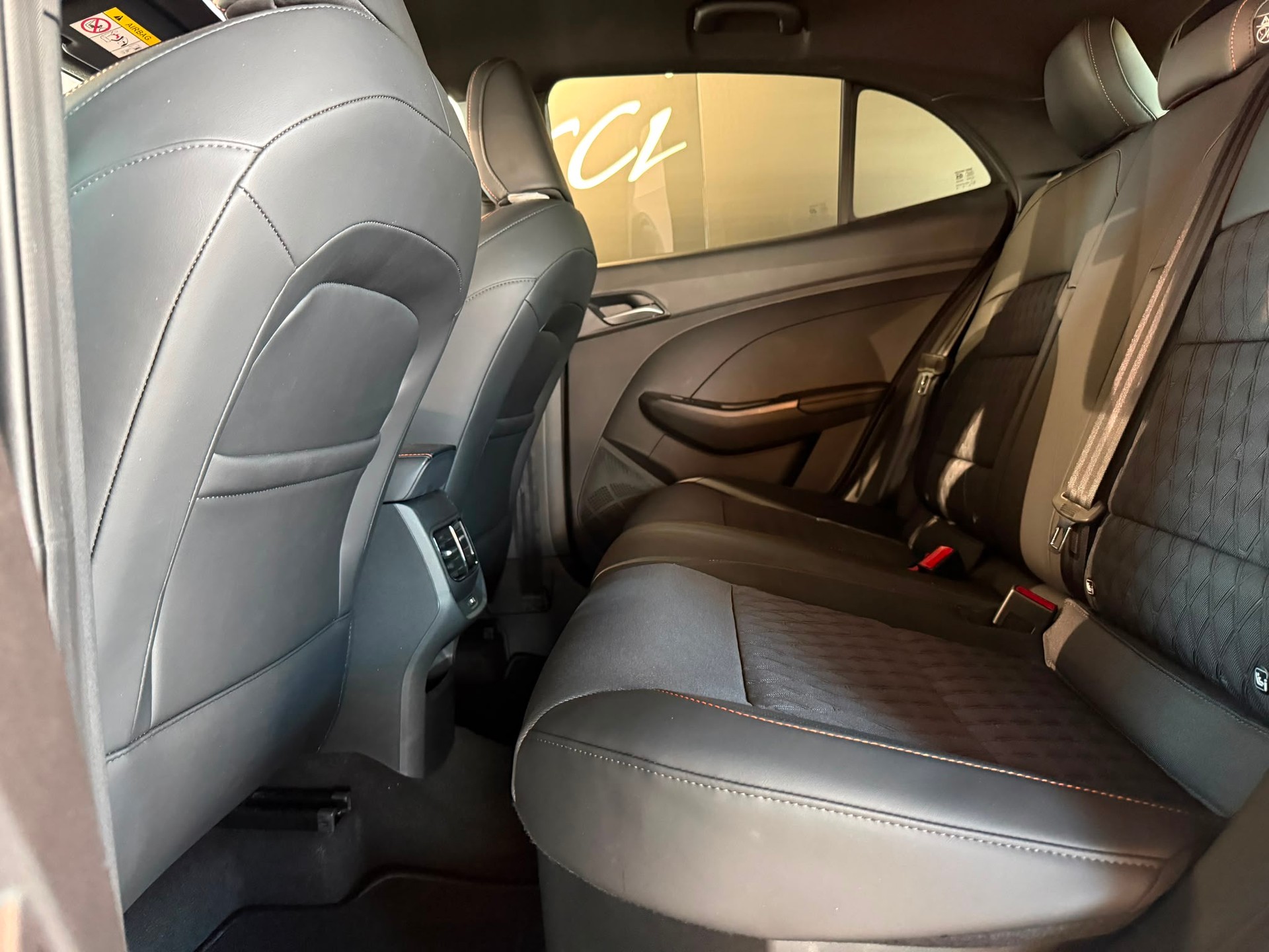 MG 3 1.5 Hybrid Luxury Aut.-image-9