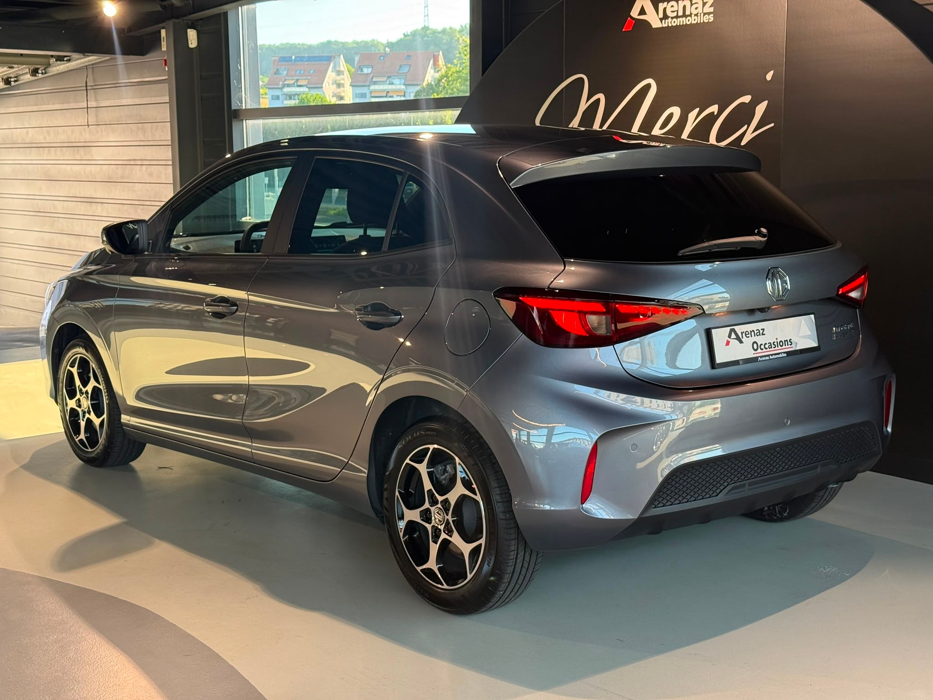 MG 3 1.5 Hybrid Luxury Aut.-image-4