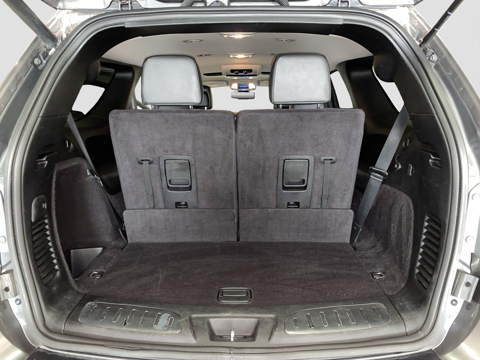DODGE Durango-image-13
