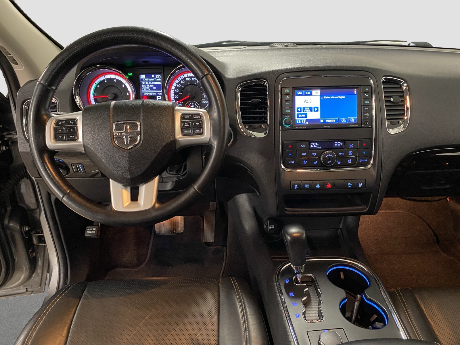 DODGE Durango-image-9