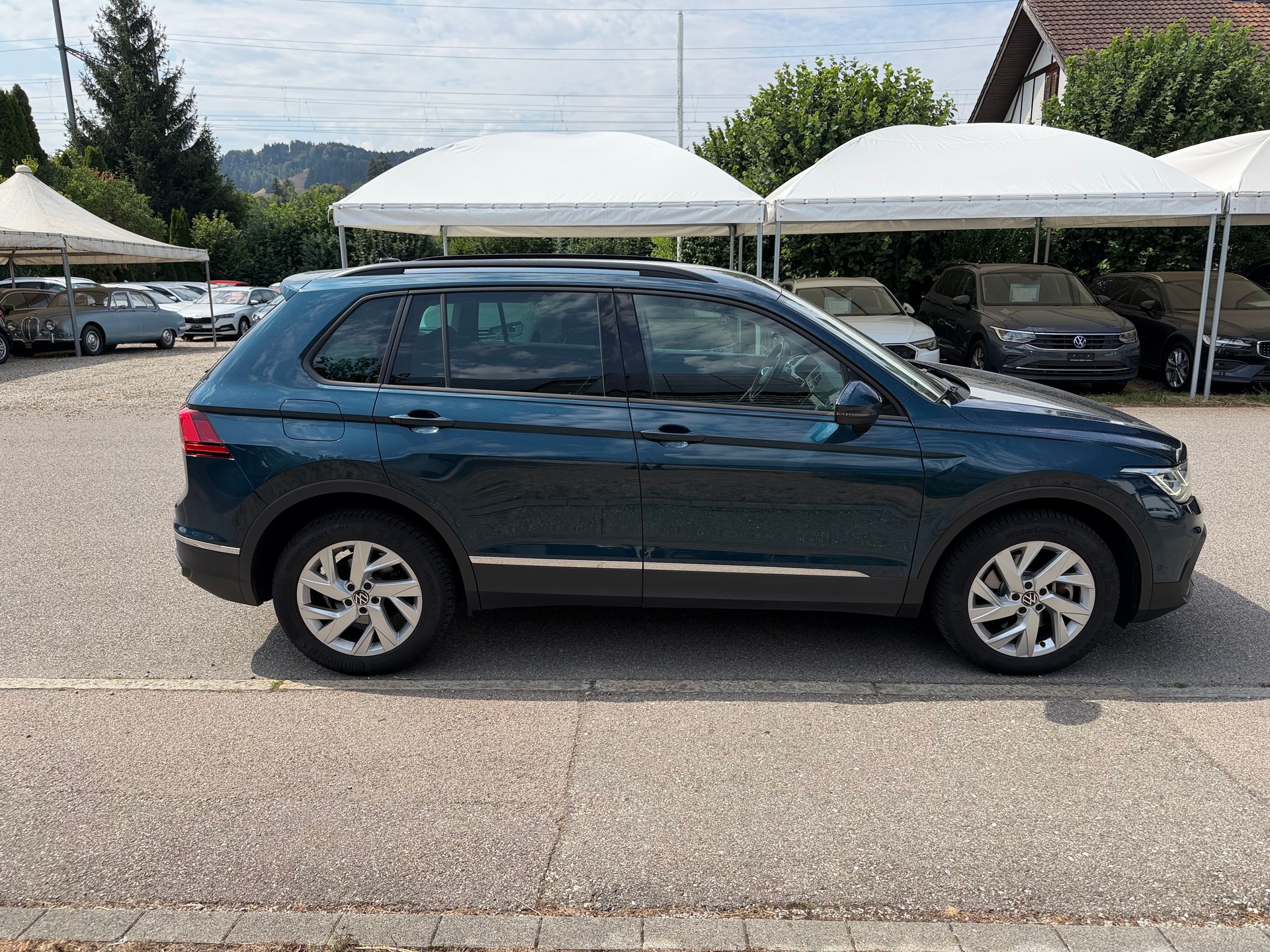 VW Tiguan 2.0TSI Life 4Motion DSG-image-4