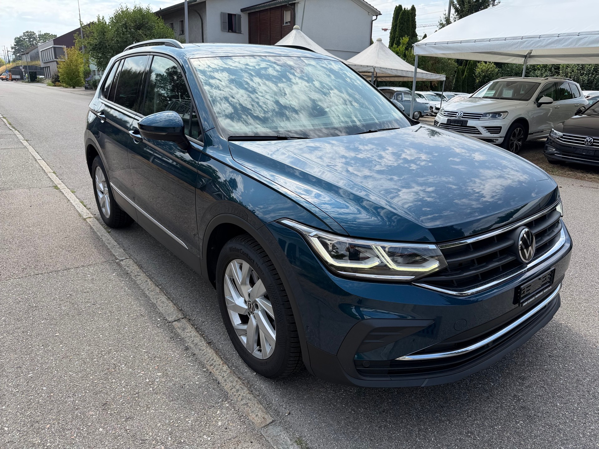 VW Tiguan 2.0TSI Life 4Motion DSG-image-1