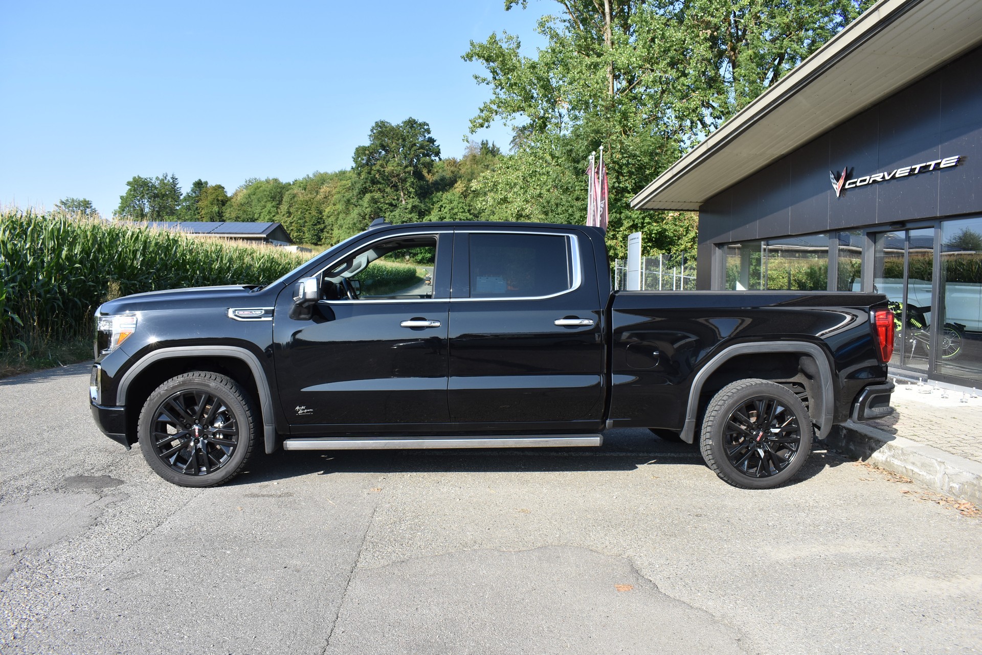 GMC Sierra Denali-image-3