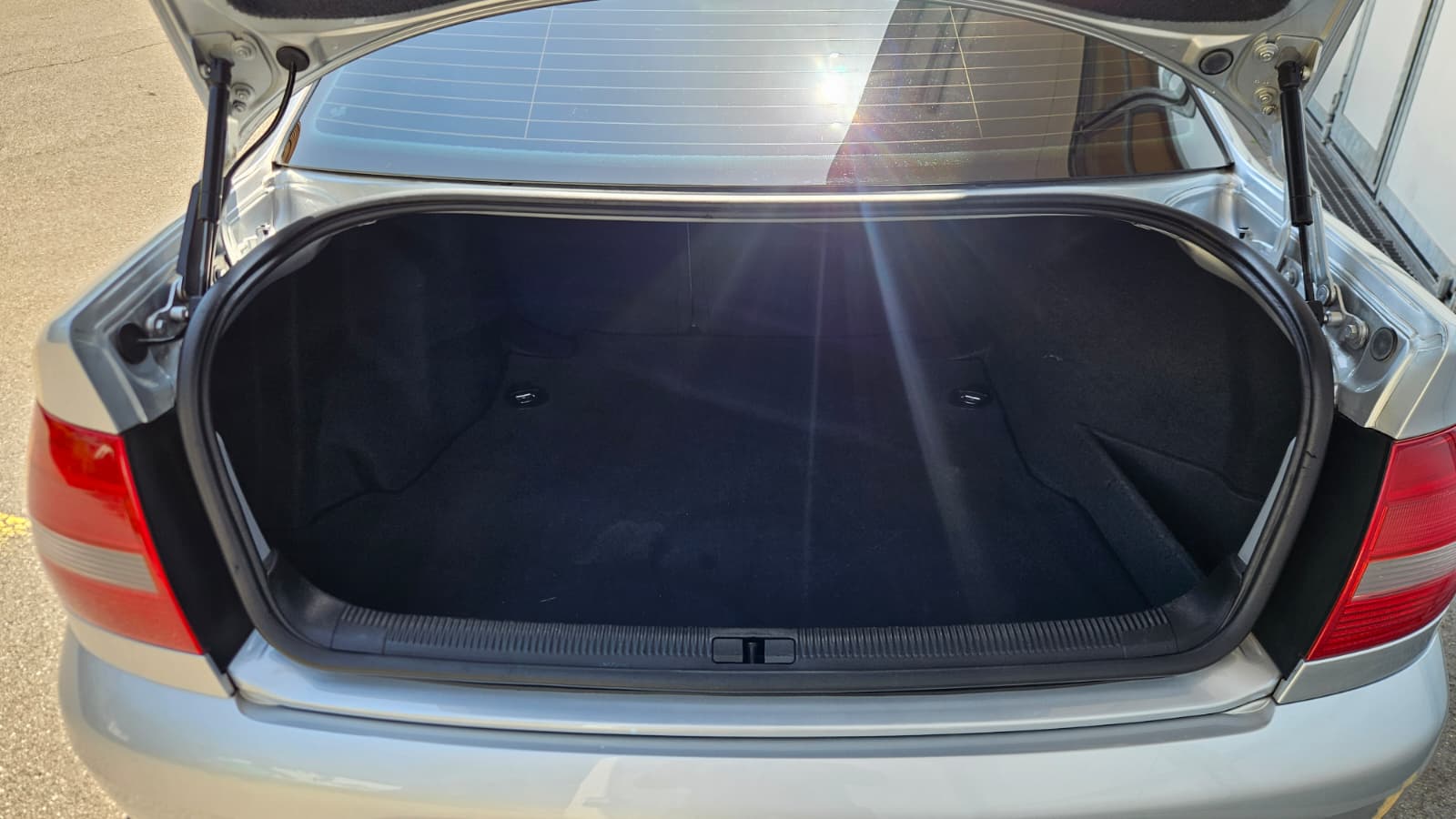 AUDI A4-image-15