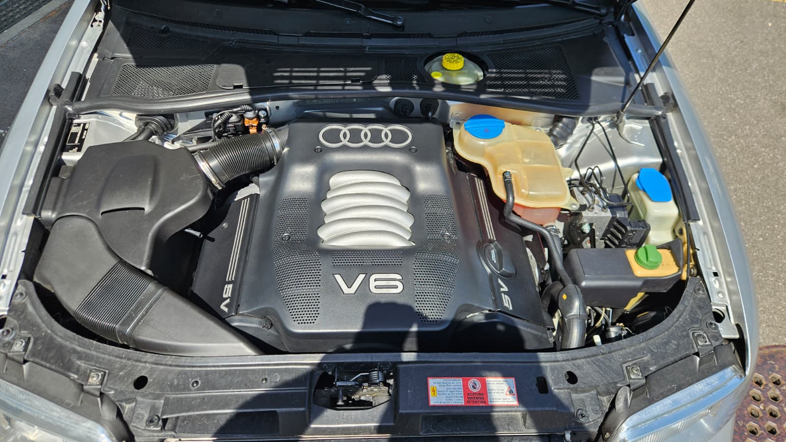 AUDI A4-image-10