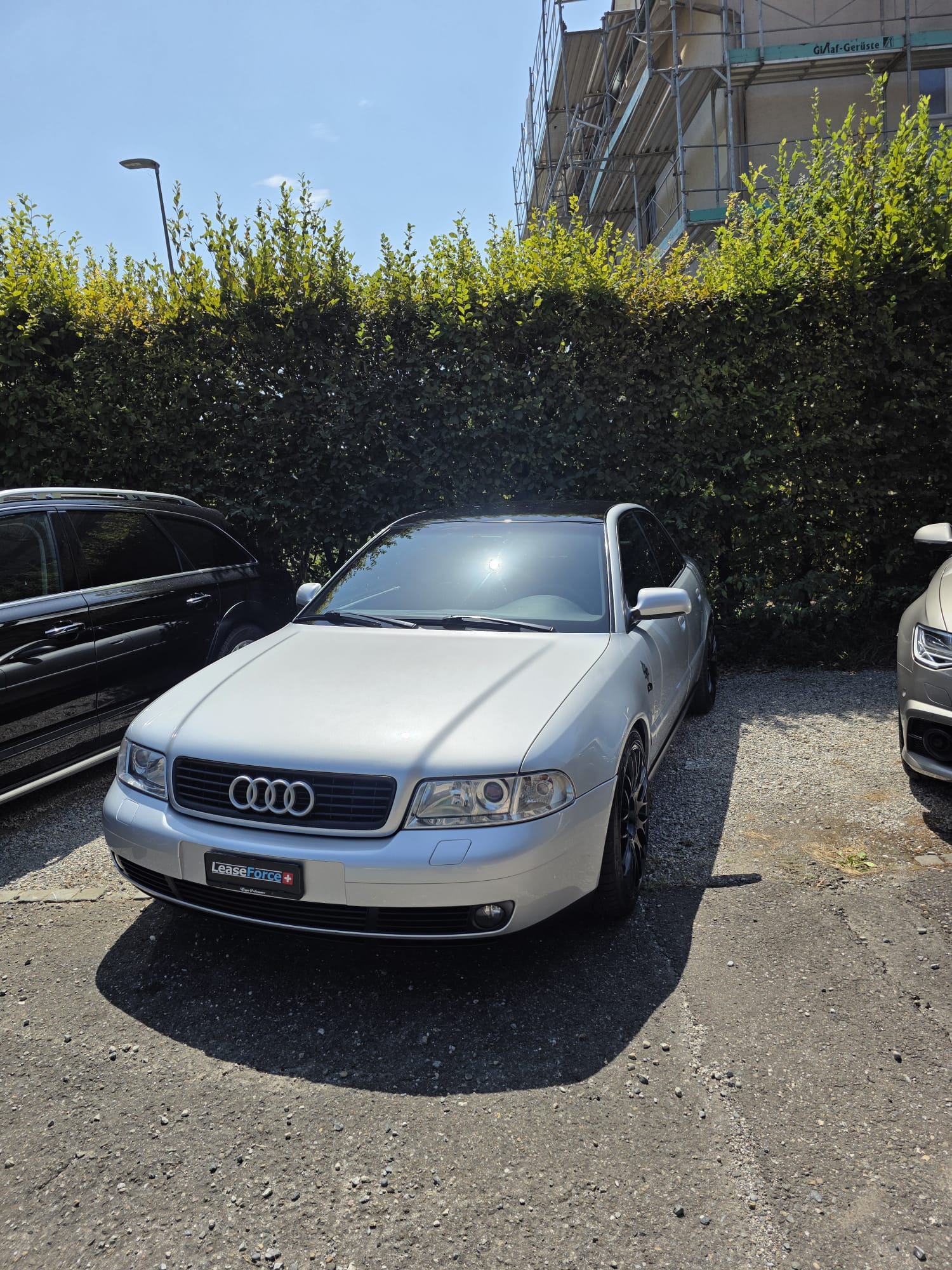 AUDI A4-image-8