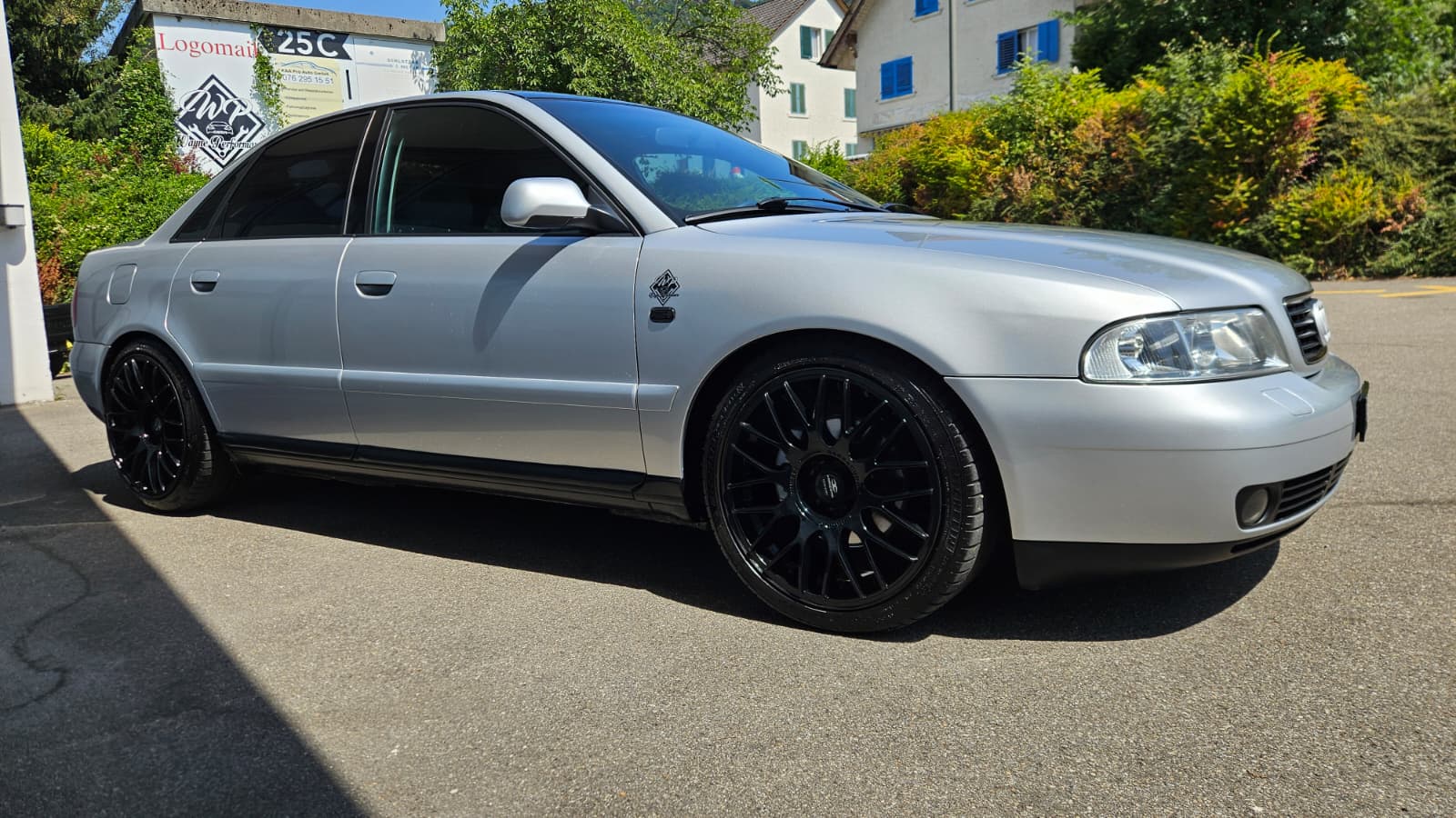 AUDI A4-image-2