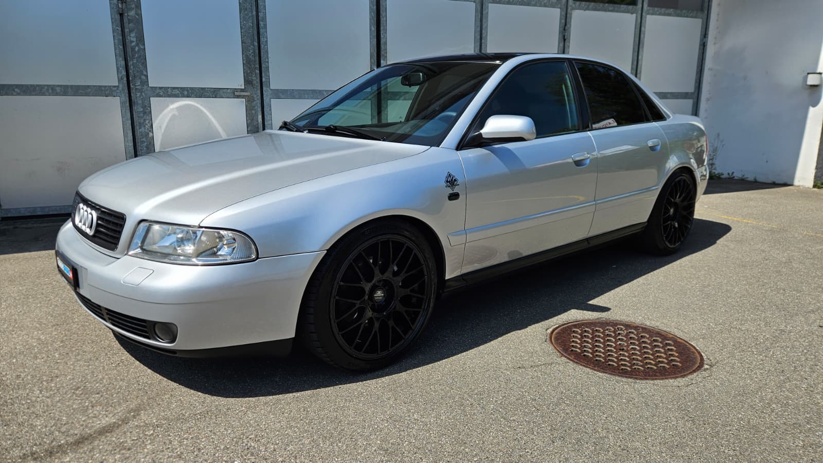 AUDI A4-image-0