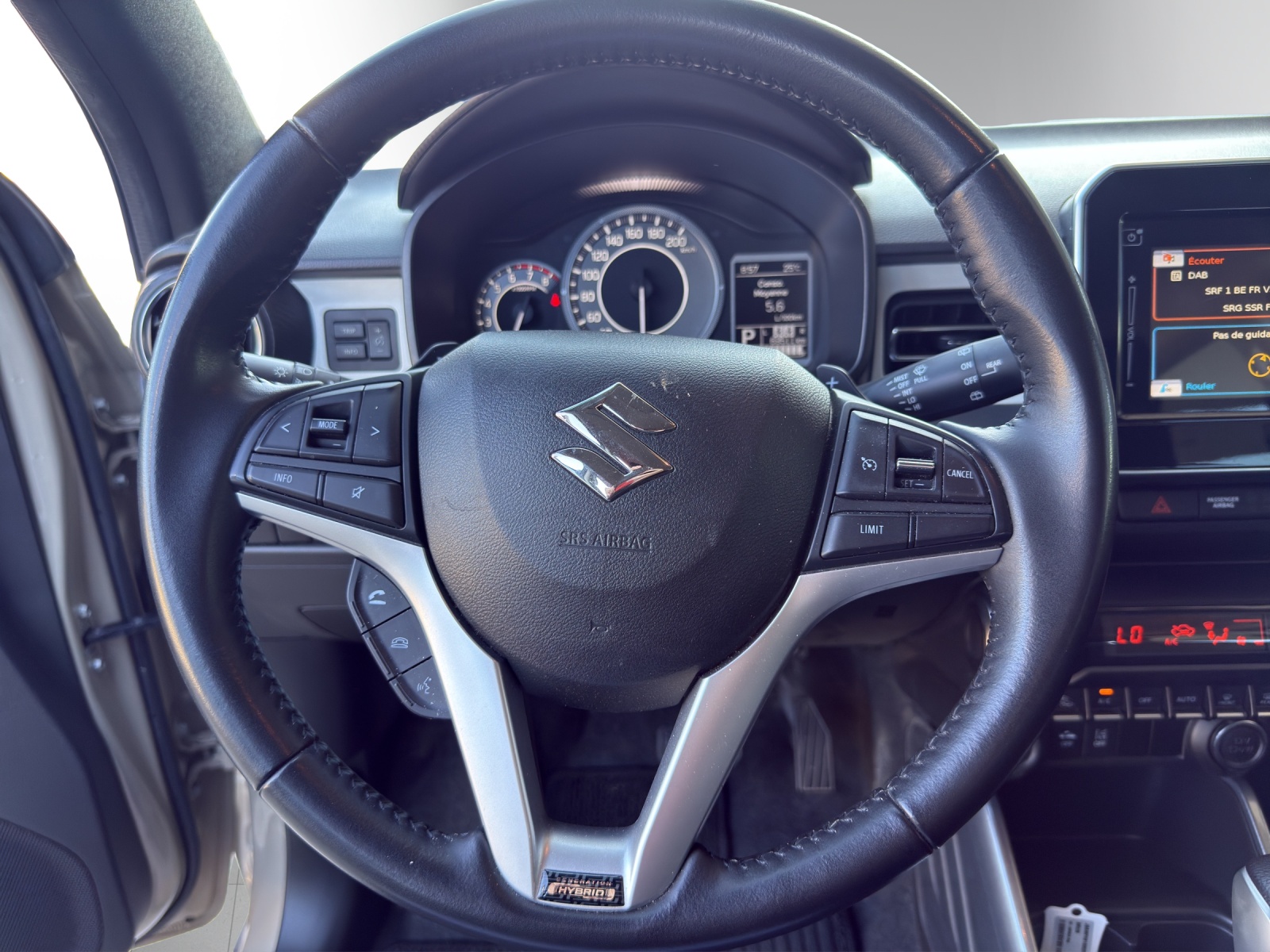 SUZUKI Ignis 1.2i GeneratTopHybr-image-12