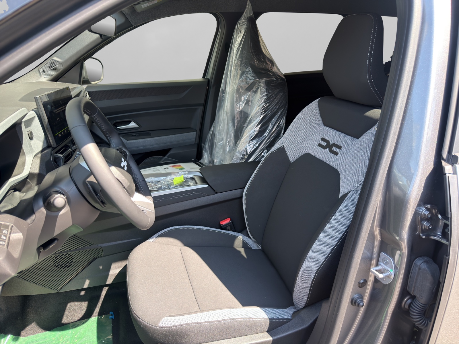DACIA Bigster 1.2 Hybrid Journey 4WD-image-5