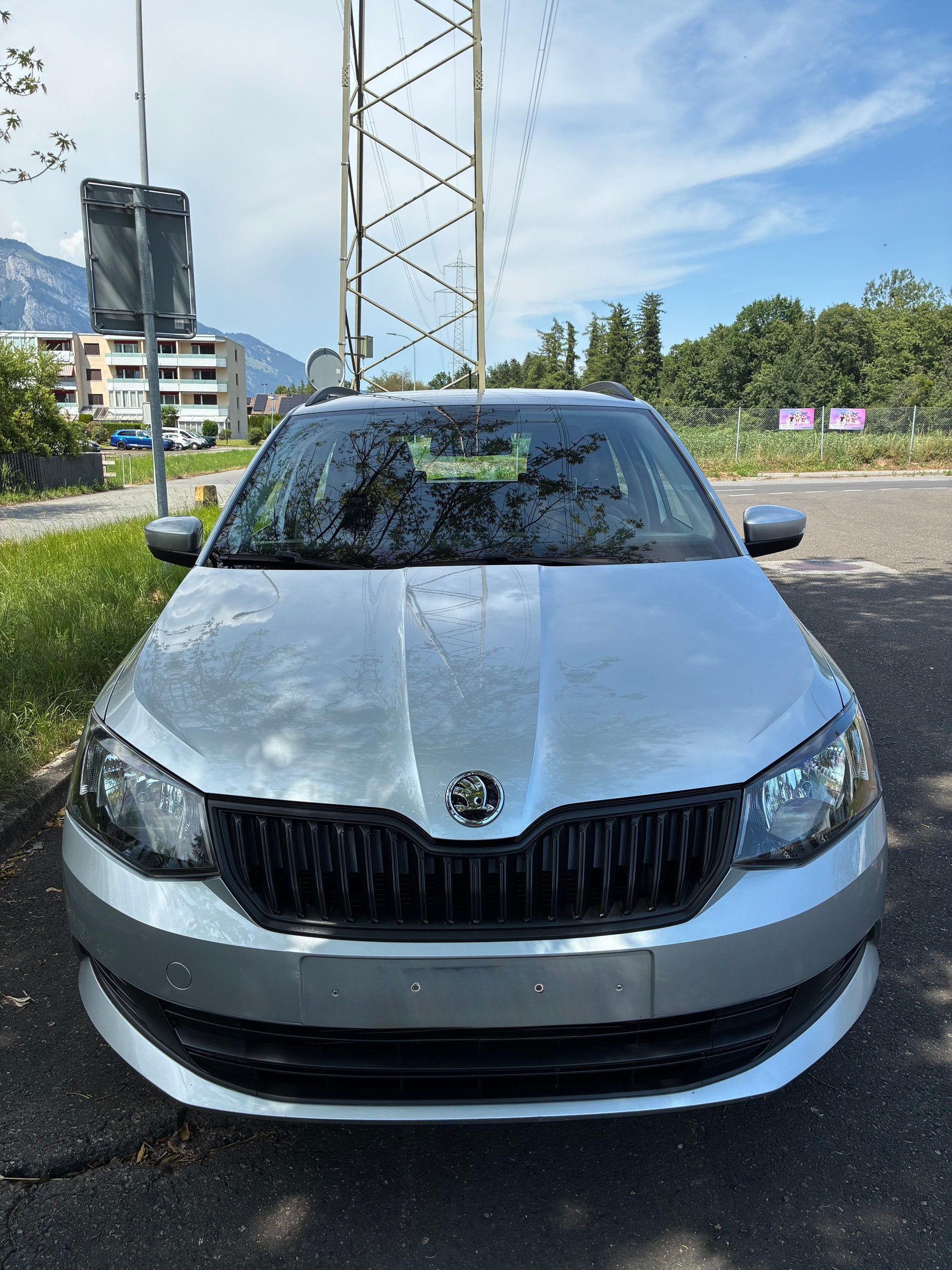 SKODA Fabia 1.2 TSI Ambition-image-0