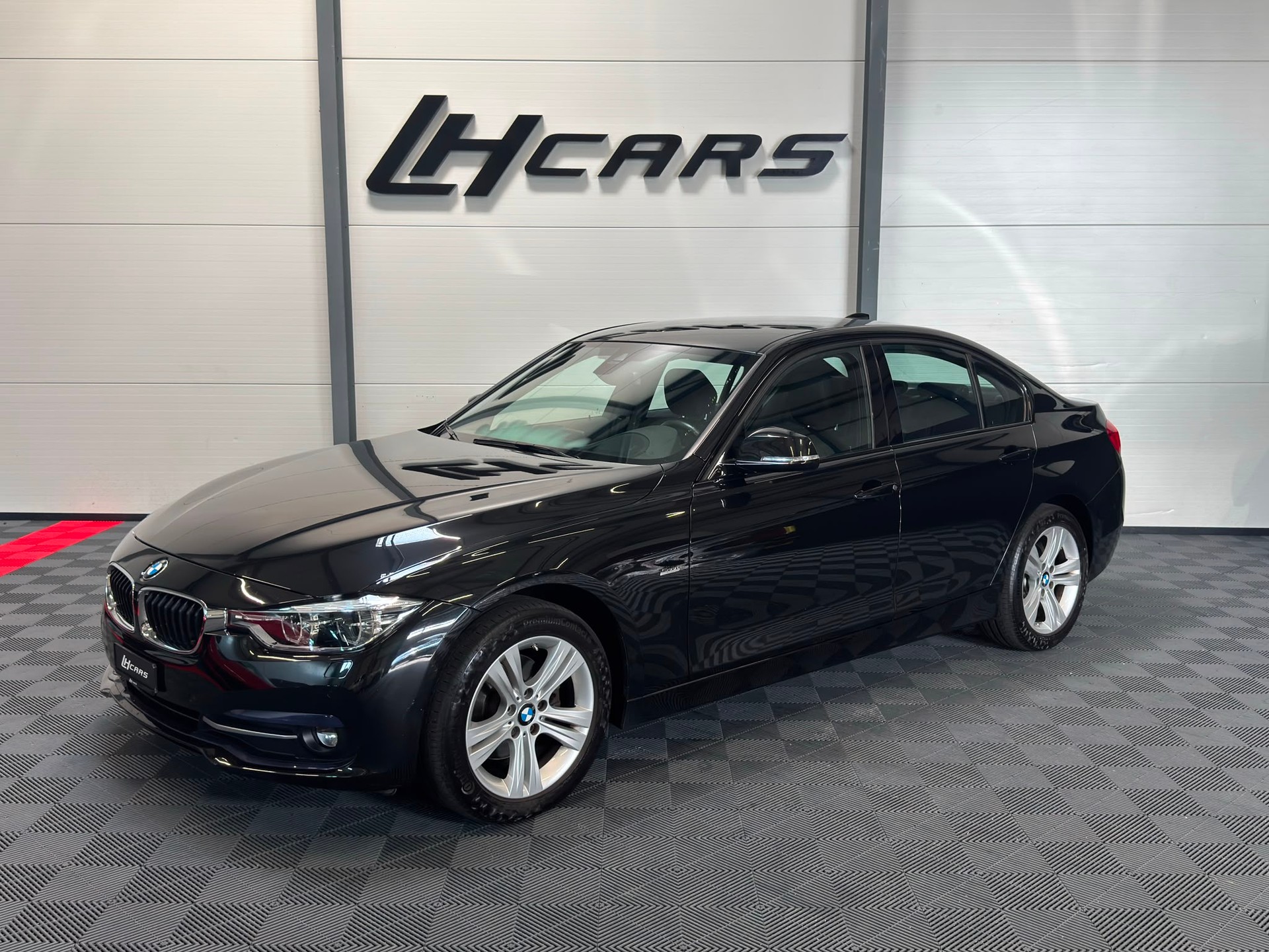 BMW 320d xDrive SAG Sportline-image-0