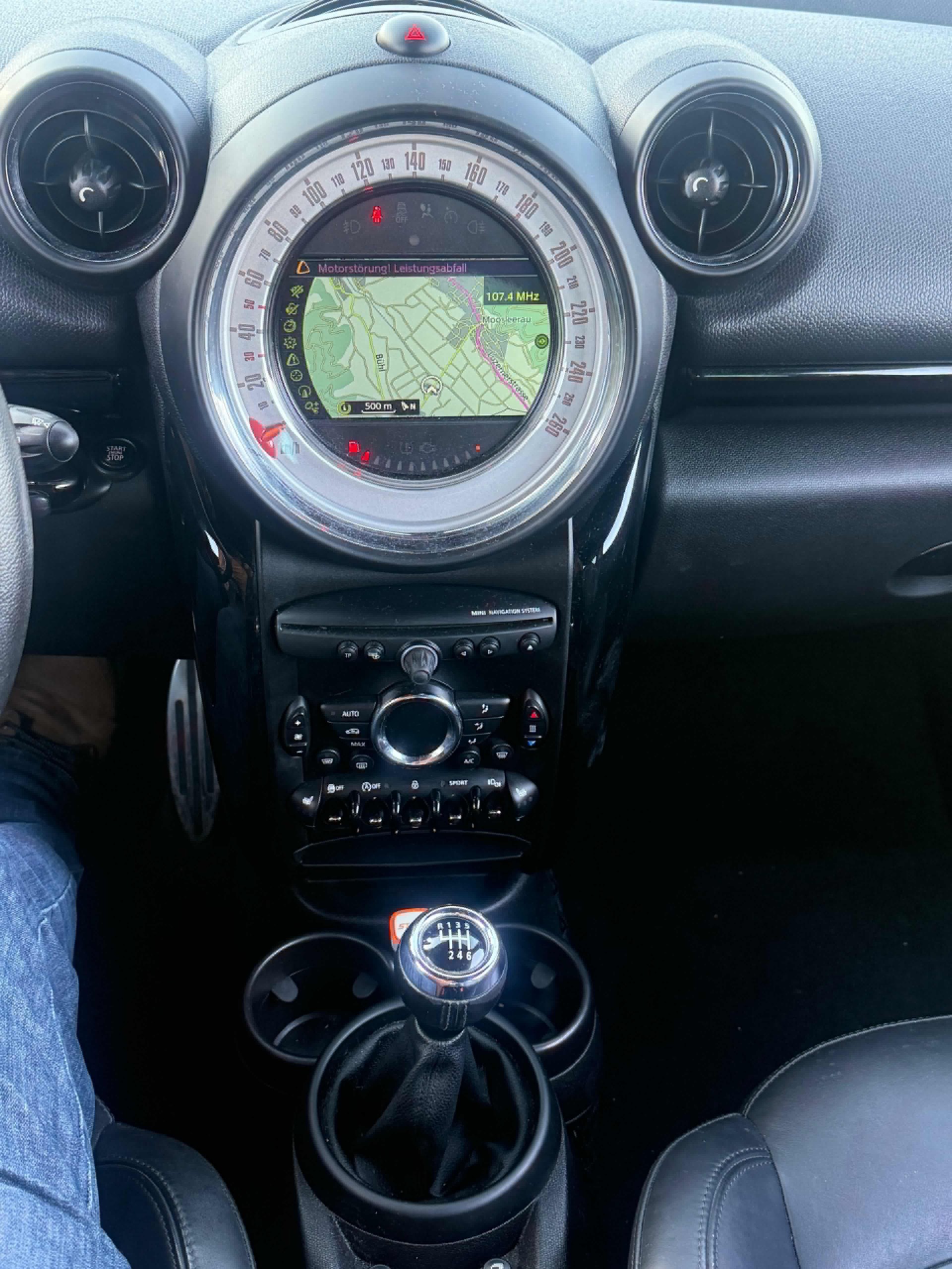 MINI Paceman Cooper S ALL4-image-5