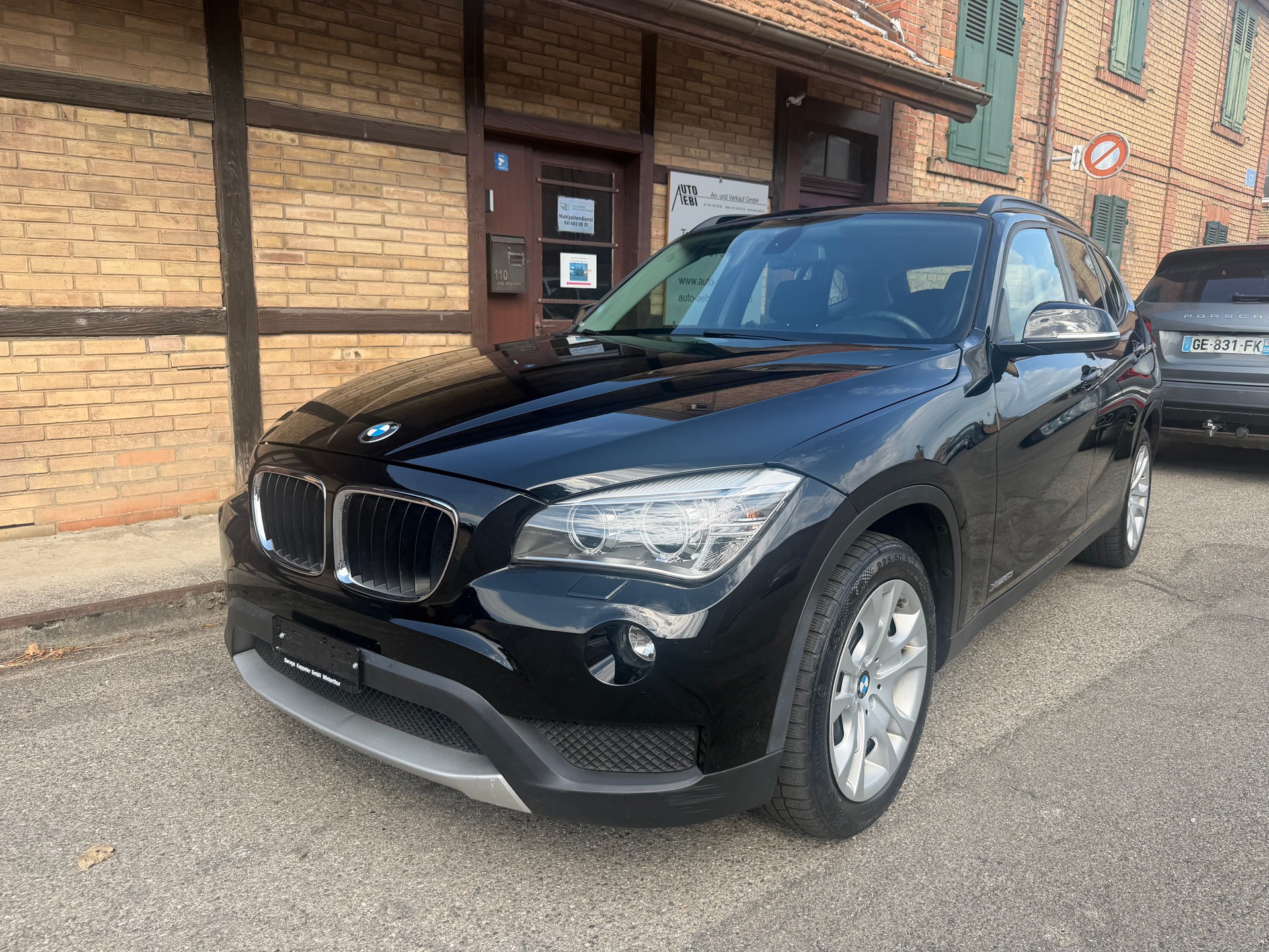 BMW X1 xDrive 20i Sport Line Steptronic-image-2