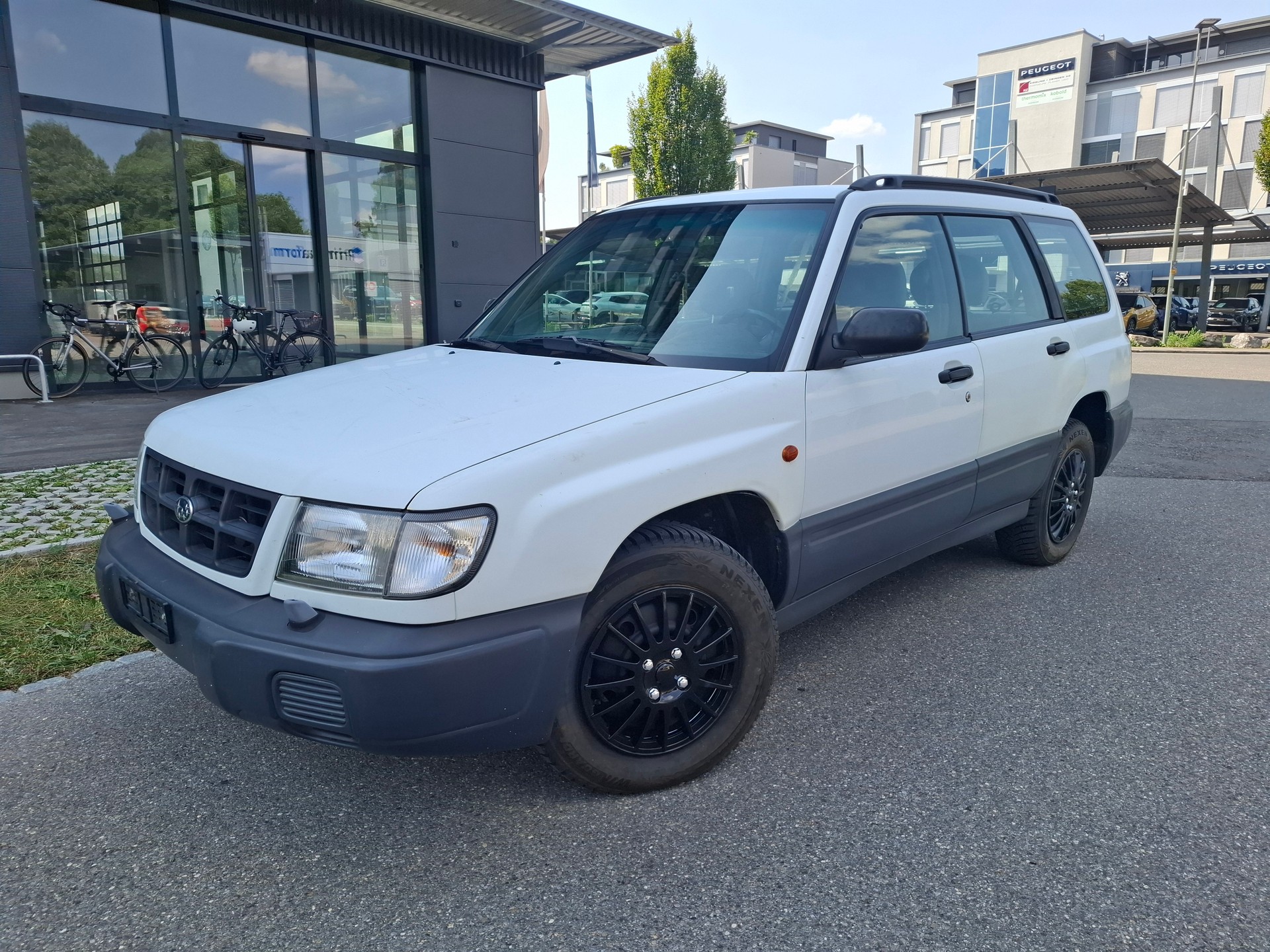 SUBARU Forester 2.0-image-0