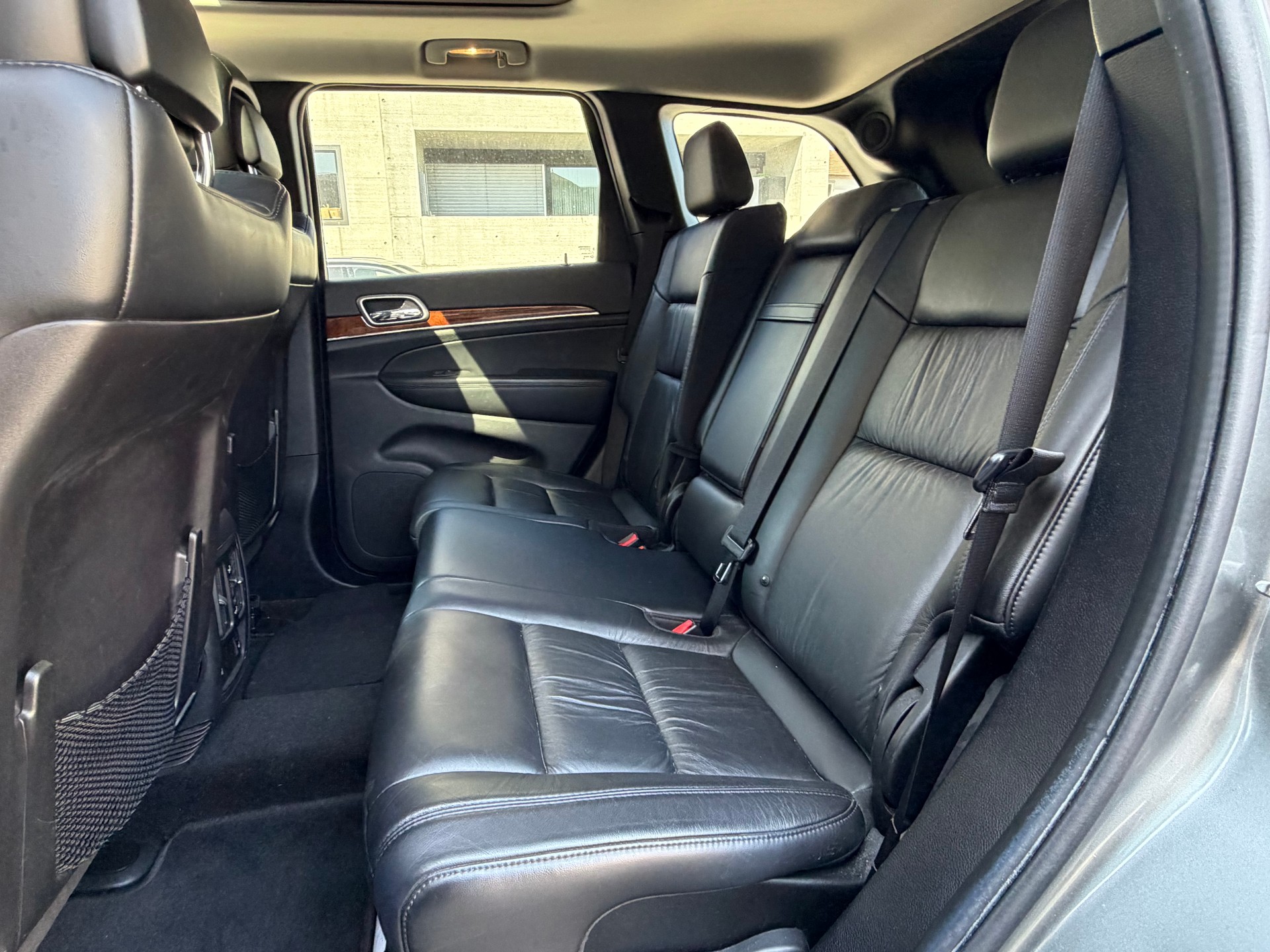 JEEP Grand Cherokee 3.0 CRD Overland Automatic-image-8