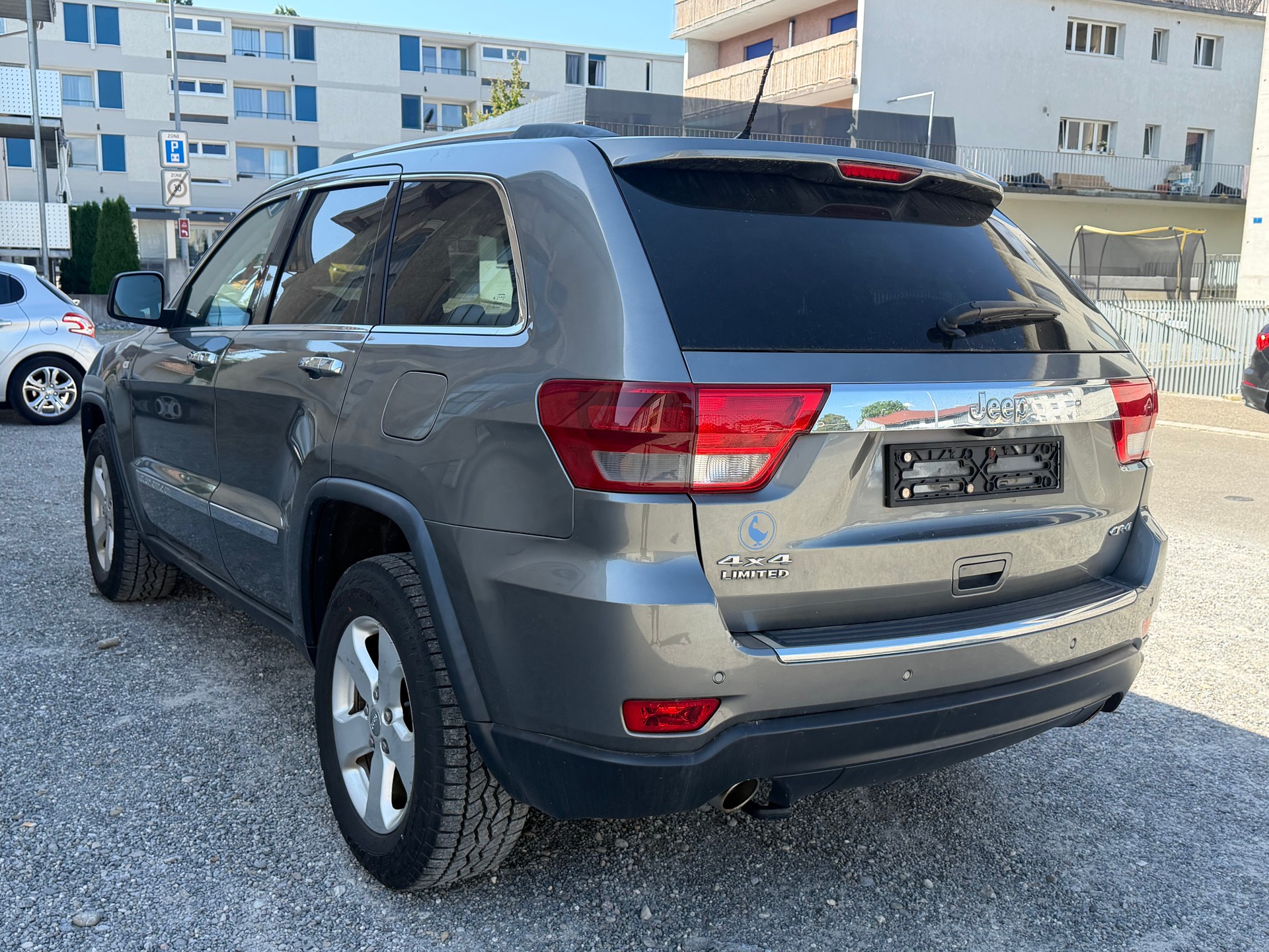 JEEP Grand Cherokee 3.0 CRD Overland Automatic-image-4