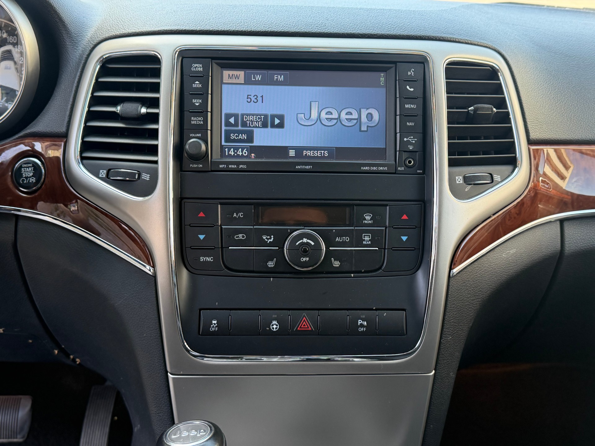 JEEP Grand Cherokee 3.0 CRD Overland Automatic-image-11