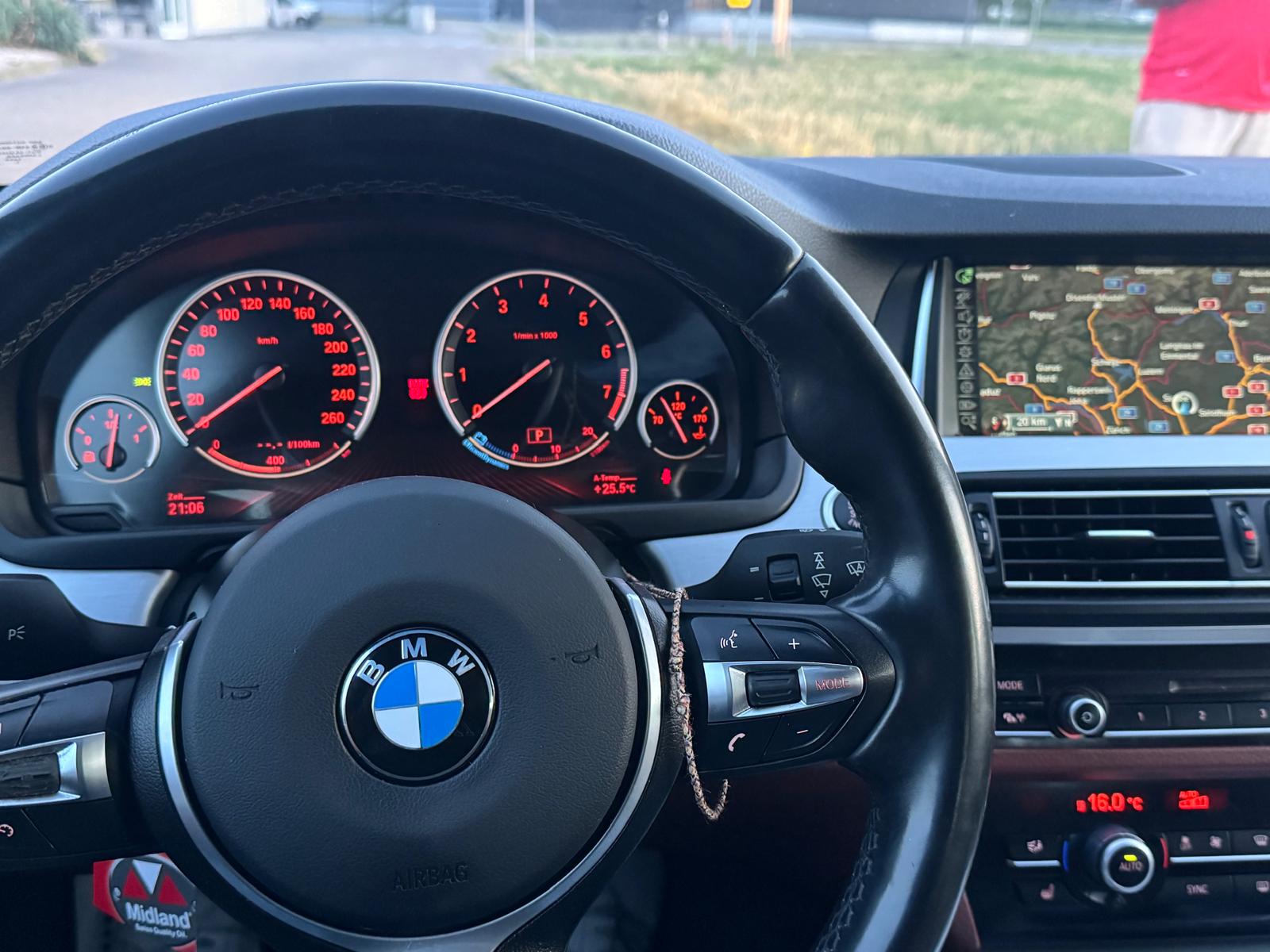 BMW 535i xDrive-image-3