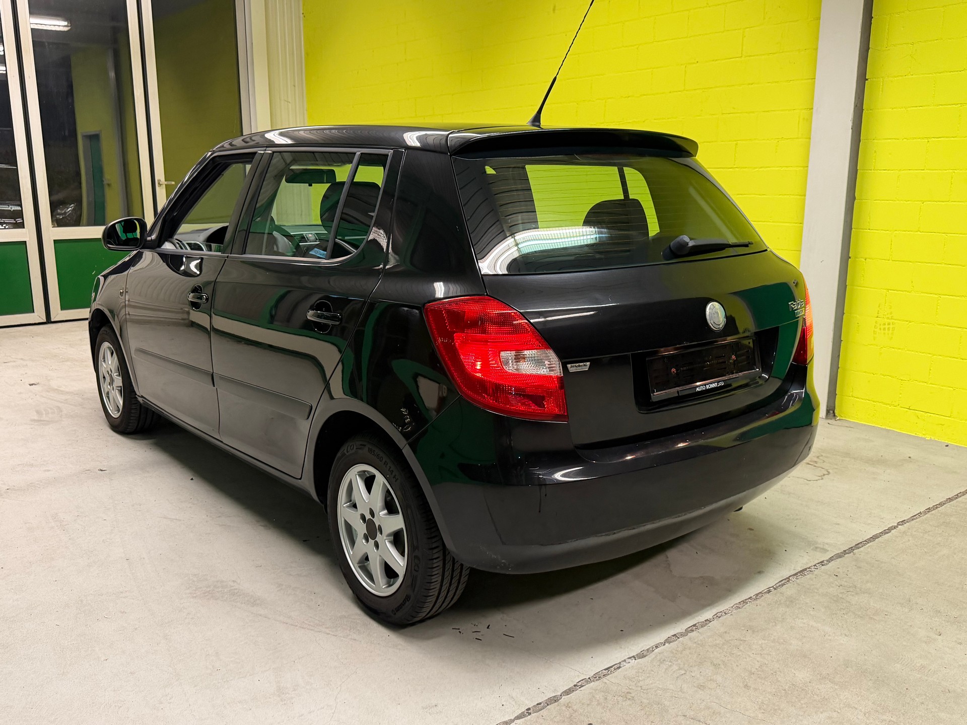 SKODA Fabia 1.2 Entry-image-23