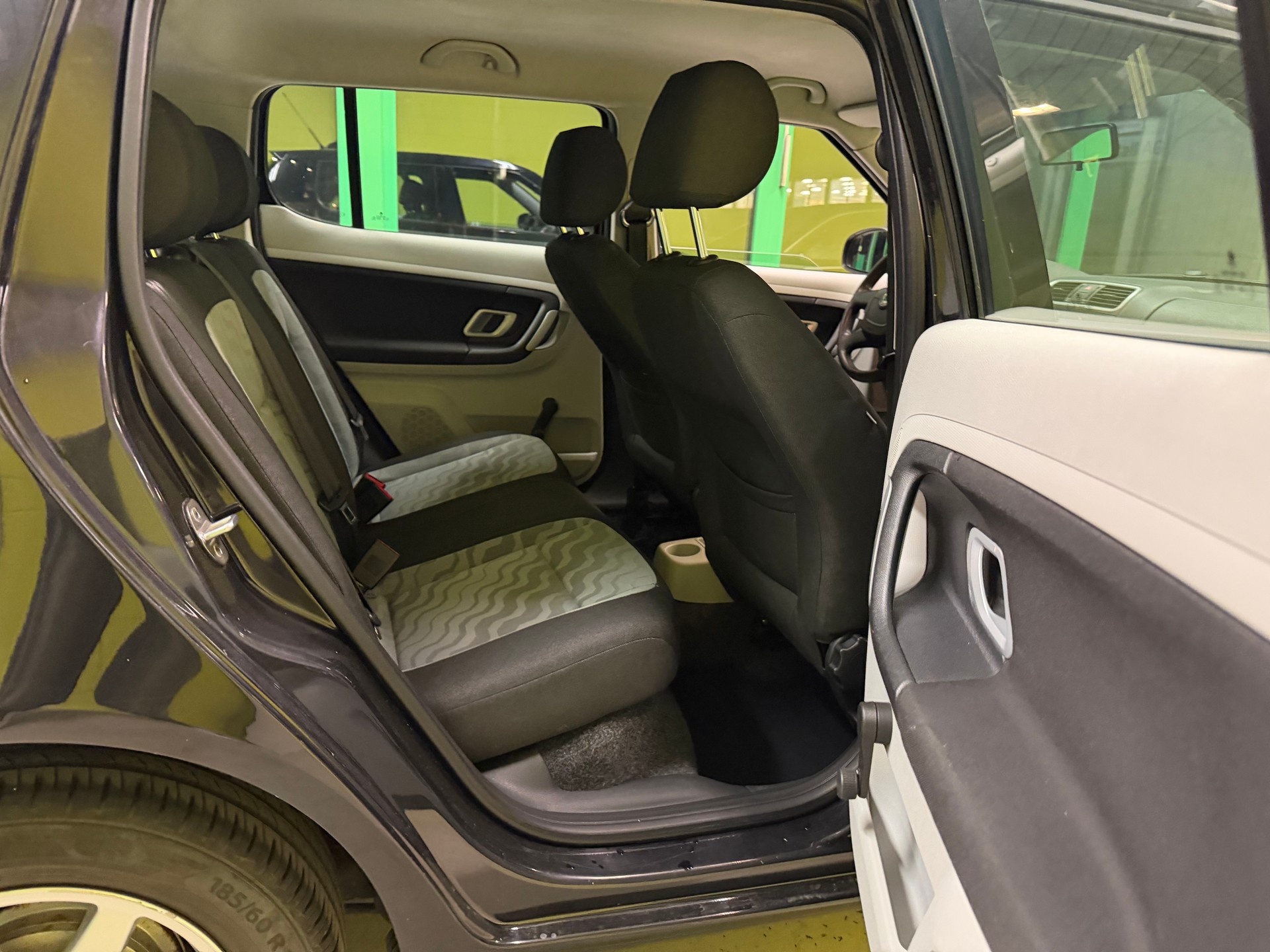SKODA Fabia 1.2 Entry-image-10