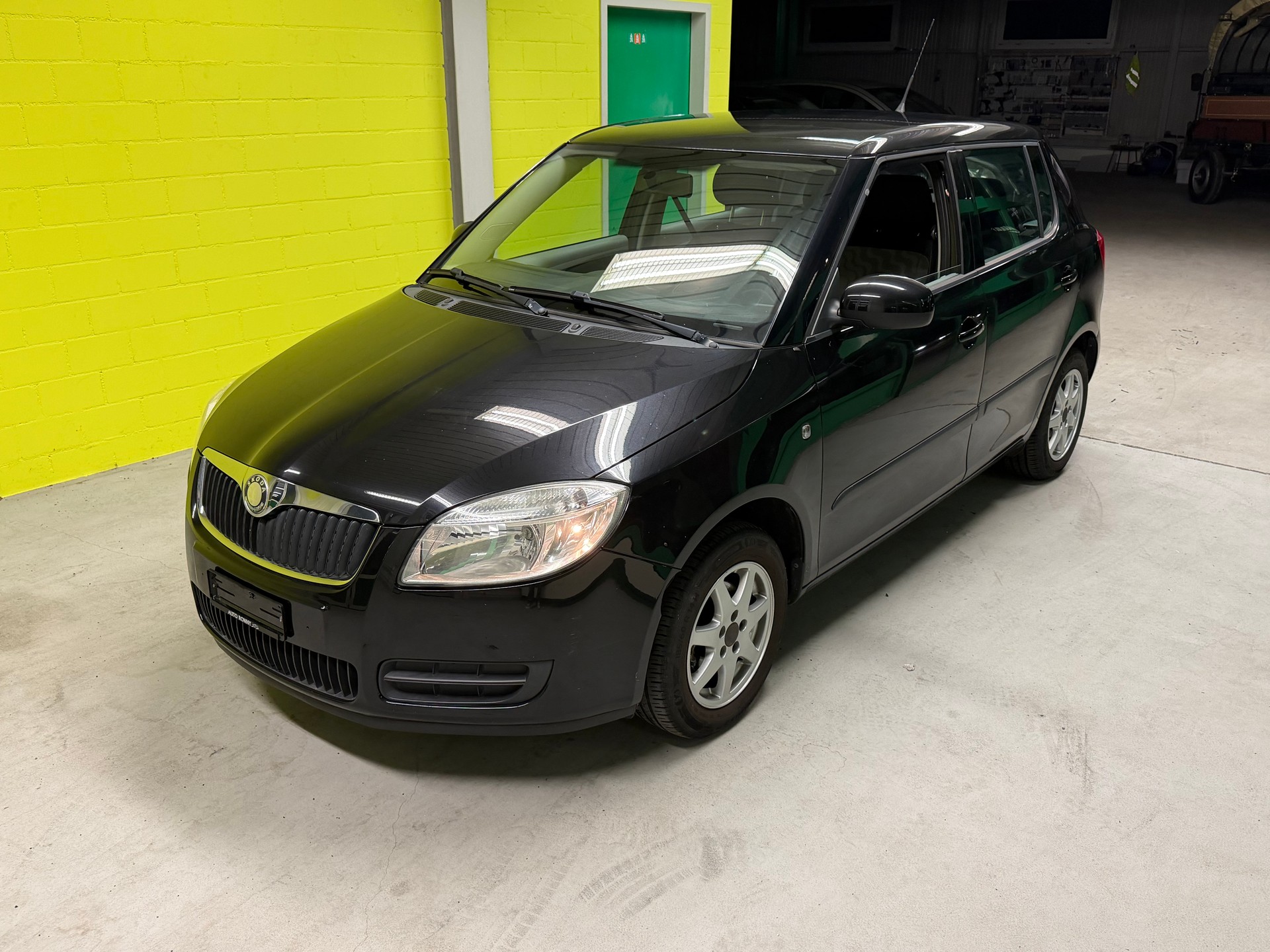 SKODA Fabia 1.2 Entry-image-0