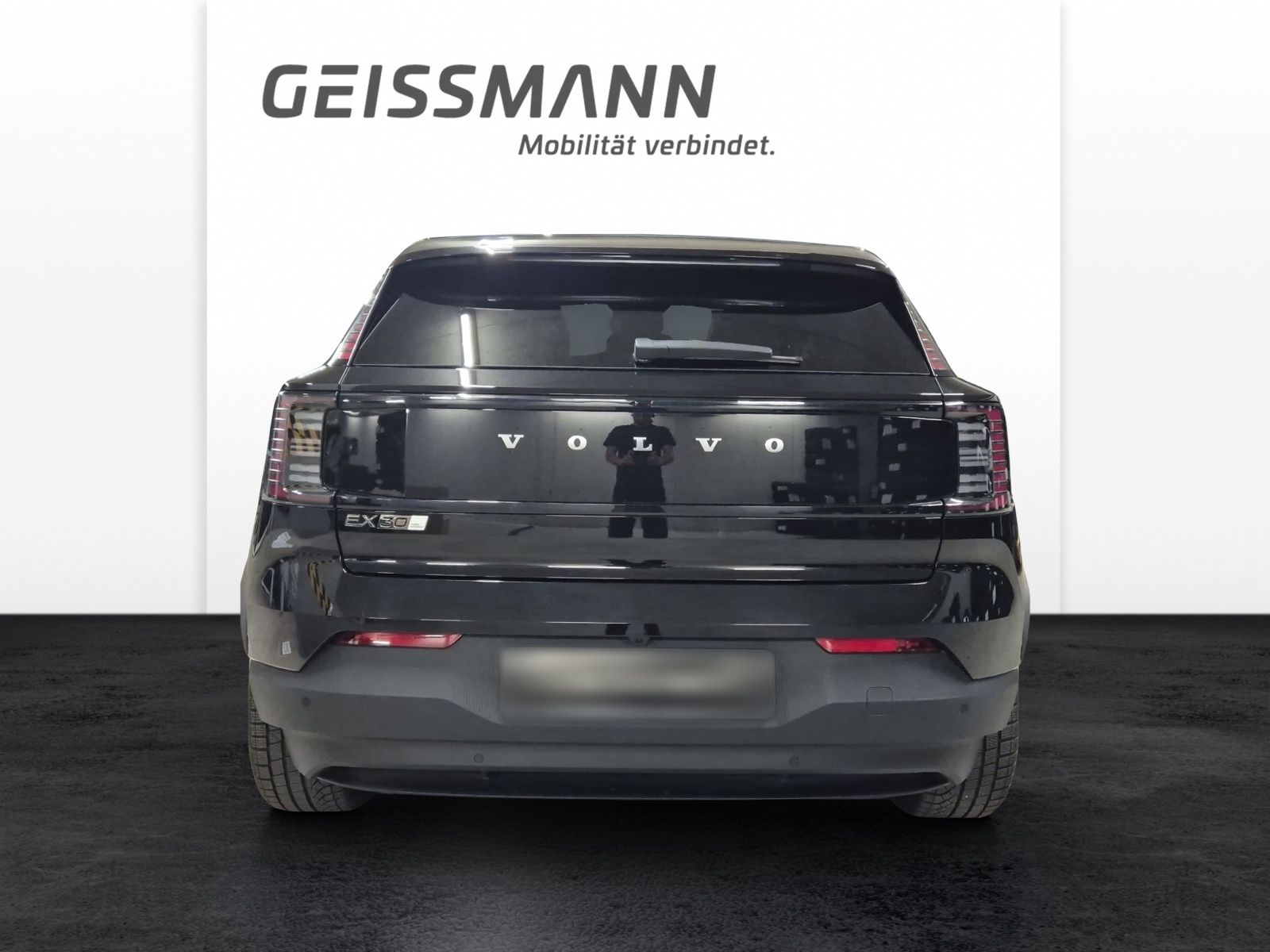 VOLVO EX30 E60 Twin Ultra Performance AWD-image-5
