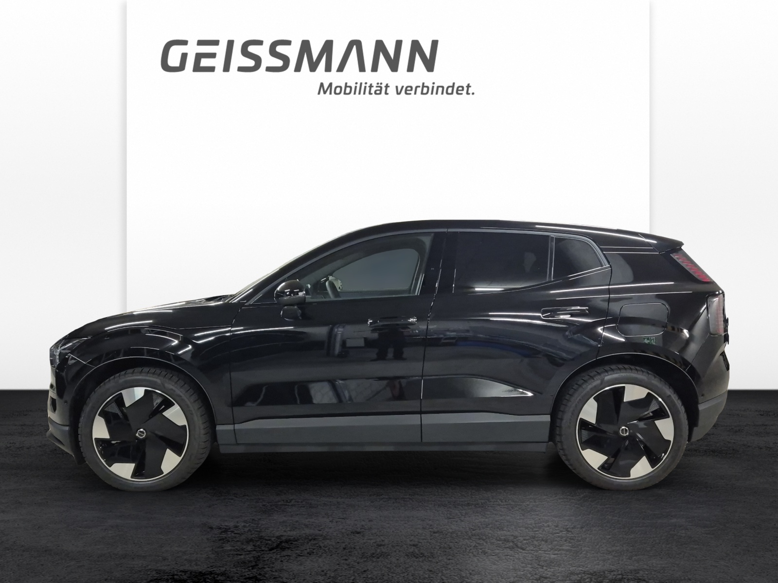 VOLVO EX30 E60 Twin Ultra Performance AWD-showroom-element-2