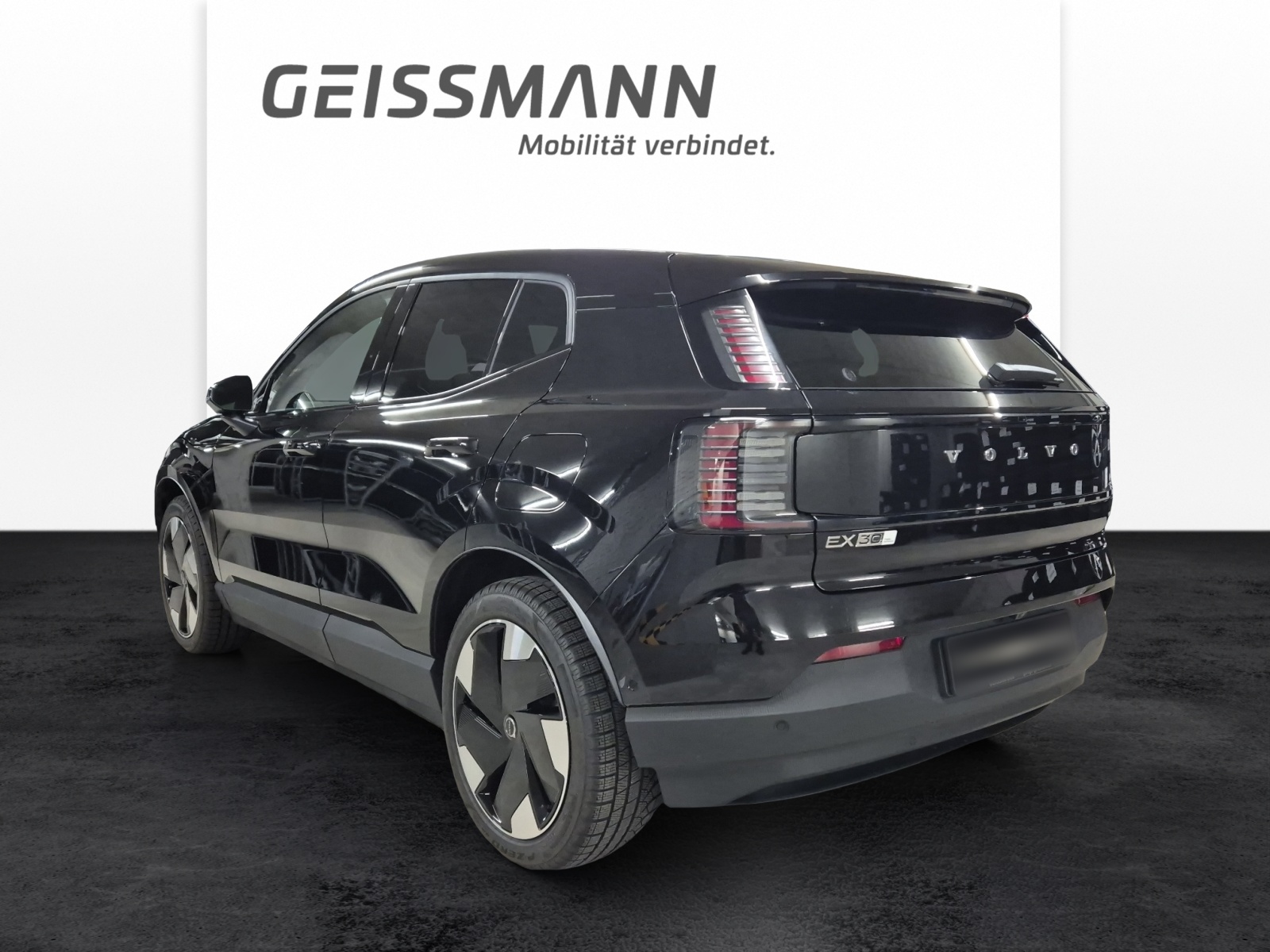 VOLVO EX30 E60 Twin Ultra Performance AWD-image-7