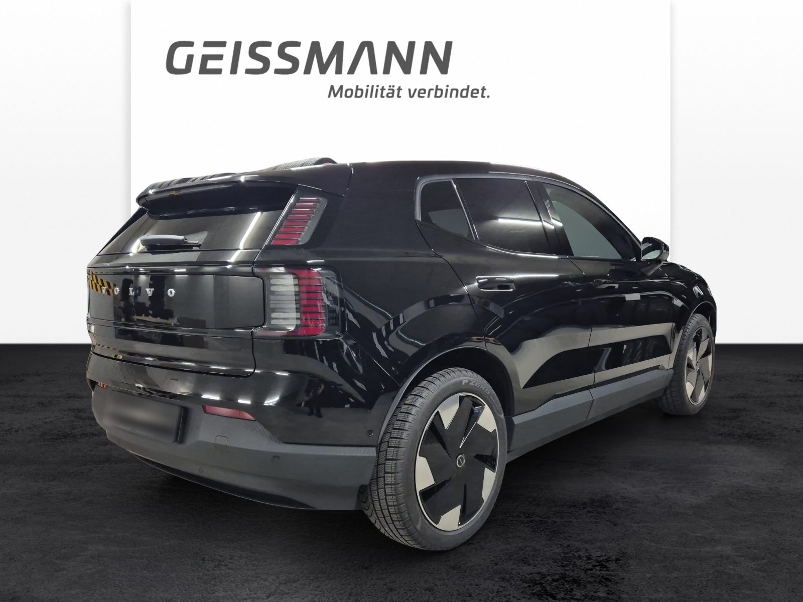 VOLVO EX30 E60 Twin Ultra Performance AWD-image-6