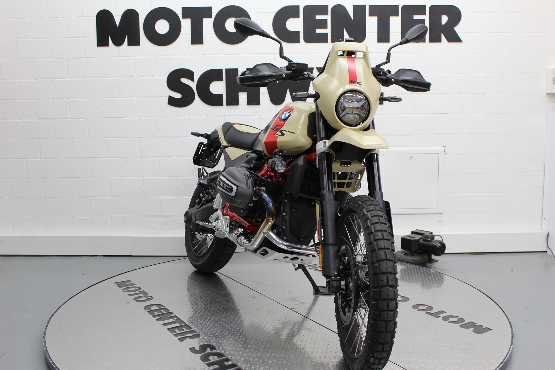 BMW R 12 G/S-showroom-element-2