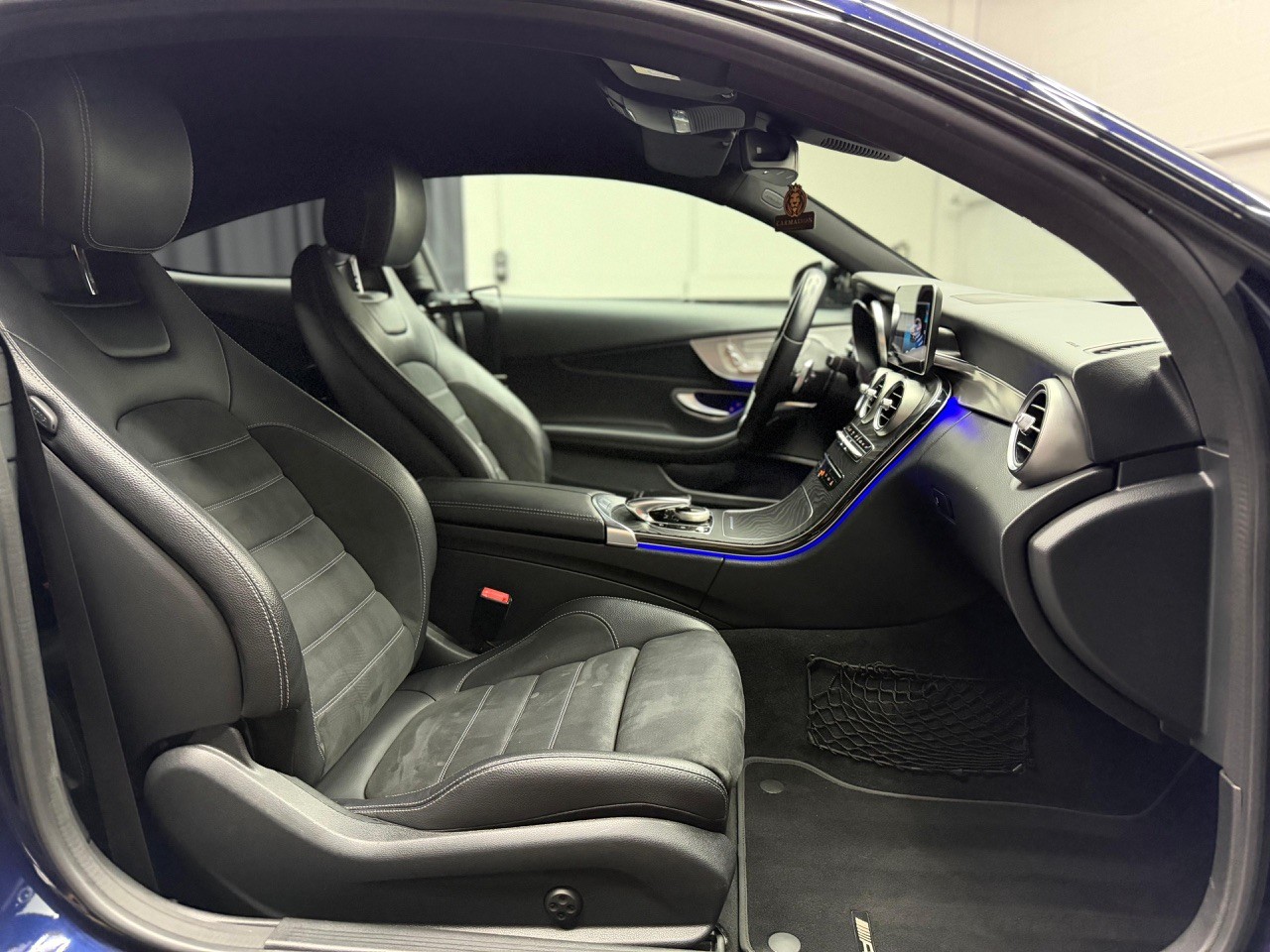MERCEDES-BENZ C 300 Coupé 4Matic AMG Line 9G-tronic-image-20