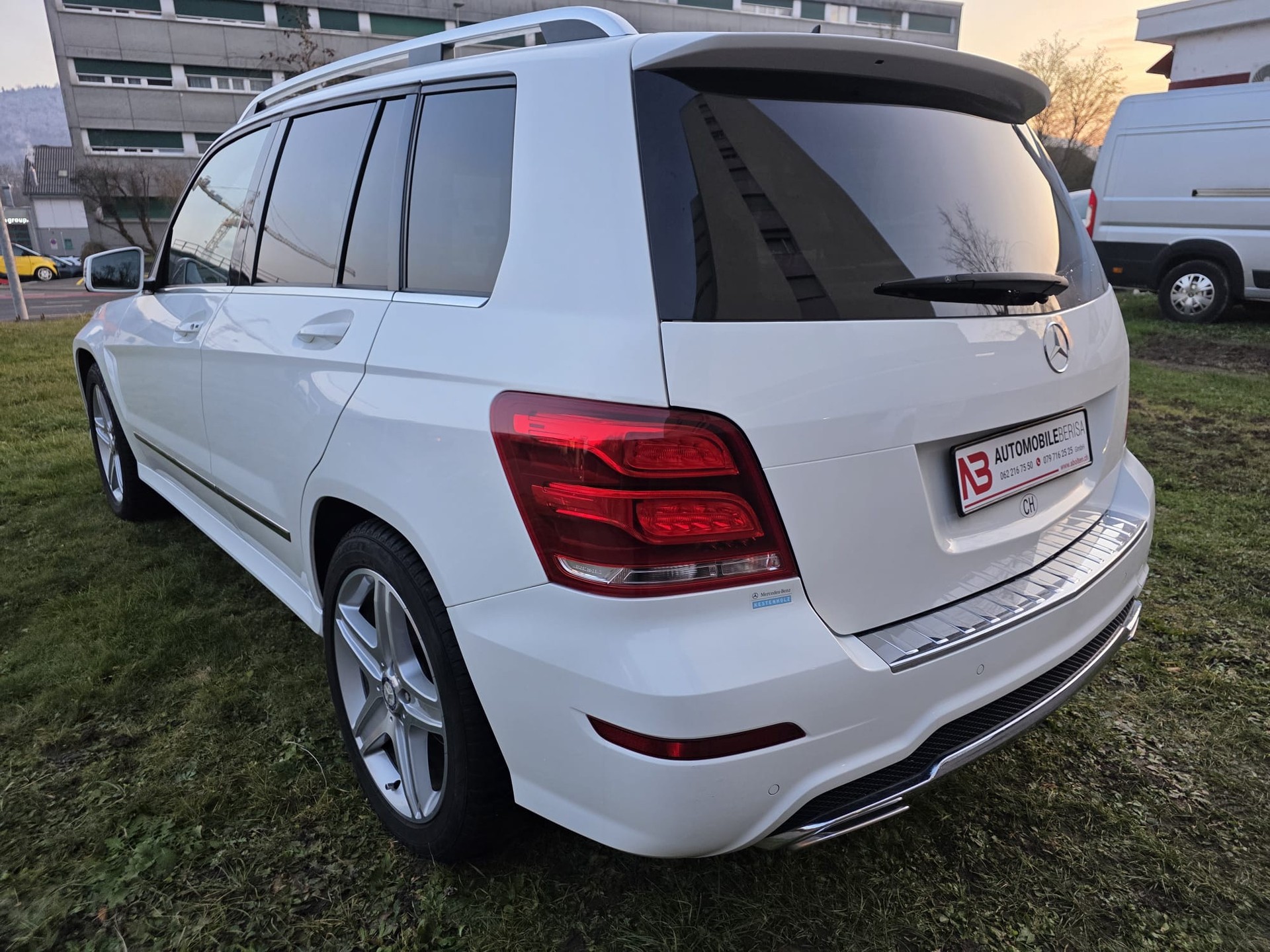 MERCEDES-BENZ GLK 250 BlueTEC 4Matic 7G-Tronic AMG Paket-image-4