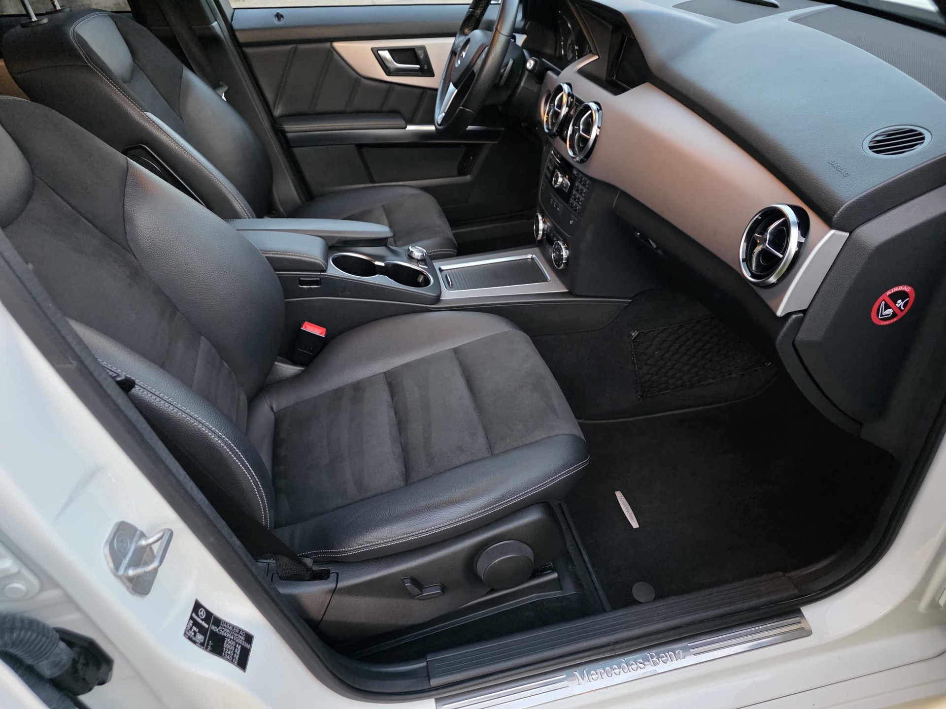 MERCEDES-BENZ GLK 250 BlueTEC 4Matic 7G-Tronic AMG Paket-image-10