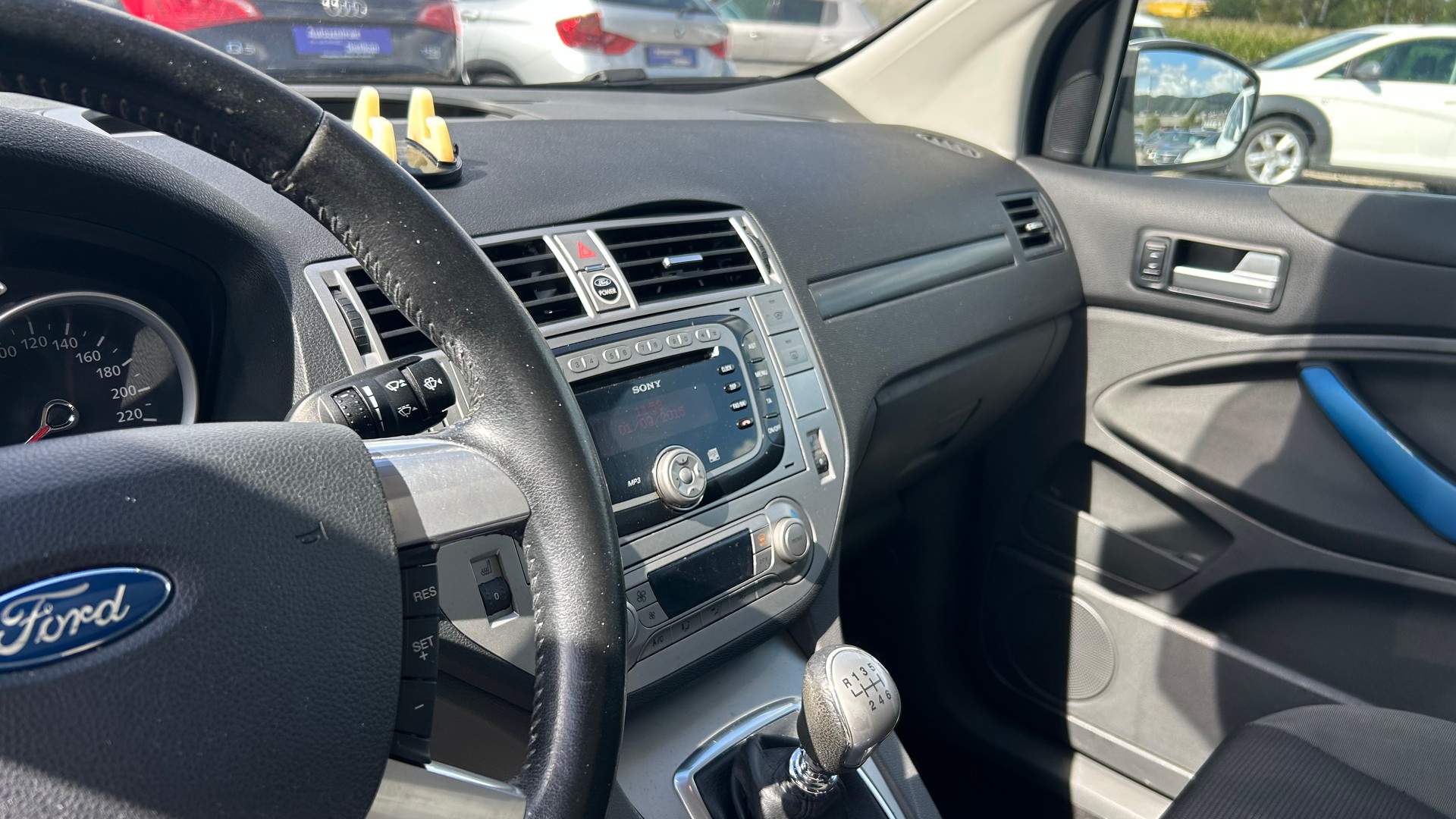 FORD Kuga 2.0 TDCi Carving 4WD-image-5