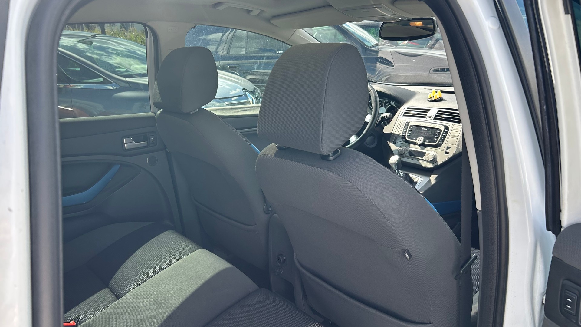 FORD Kuga 2.0 TDCi Carving 4WD-image-23