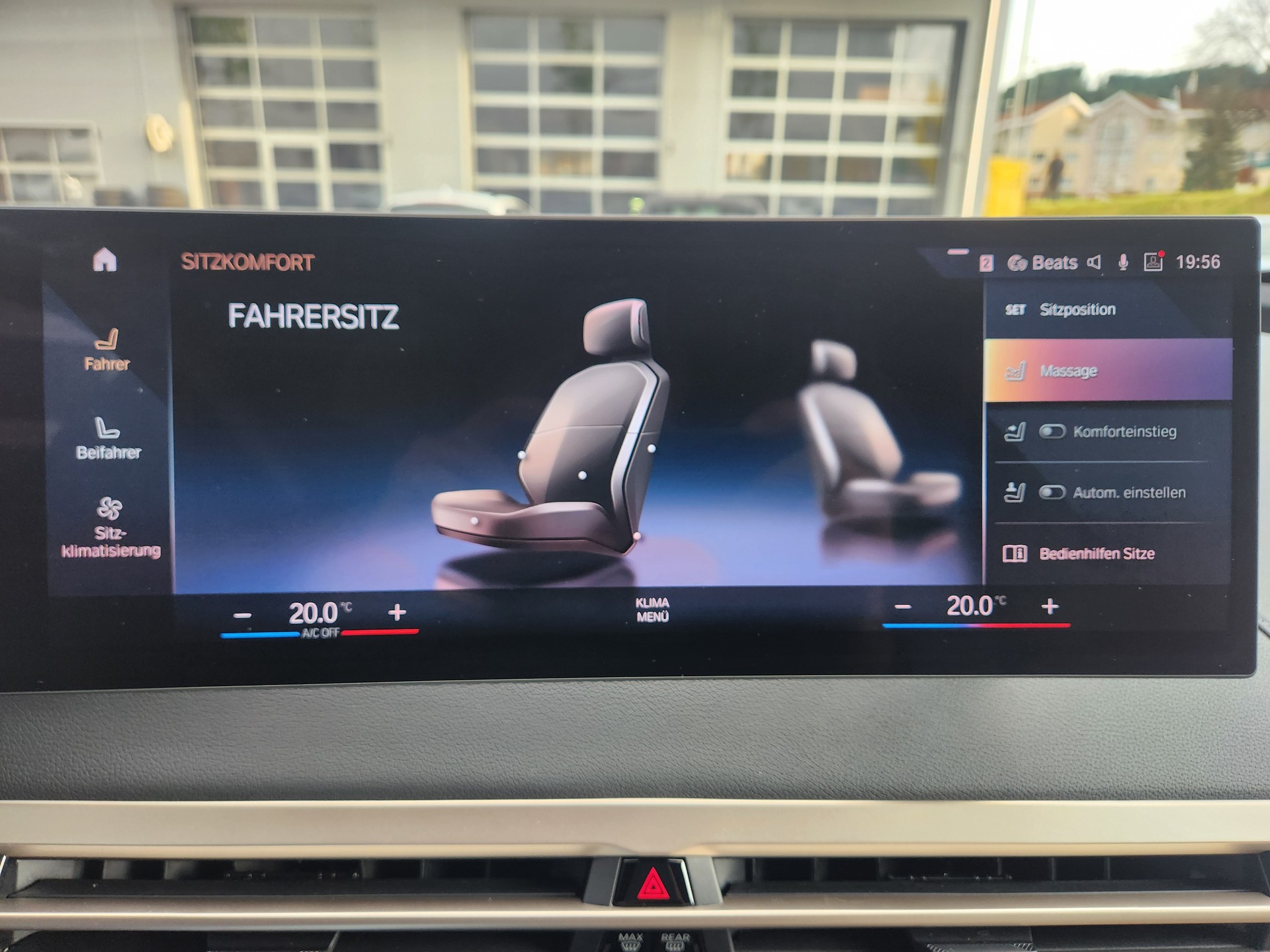 BMW iX xDrive40 // VOLLAUSSTATTUNG- MASSAGE SITZE- GLASDACH- LASER LICHT- 360°KAMERA - SOFT CLOSE -EL.AHK -GARANTIE BIS 04.2030-image-12