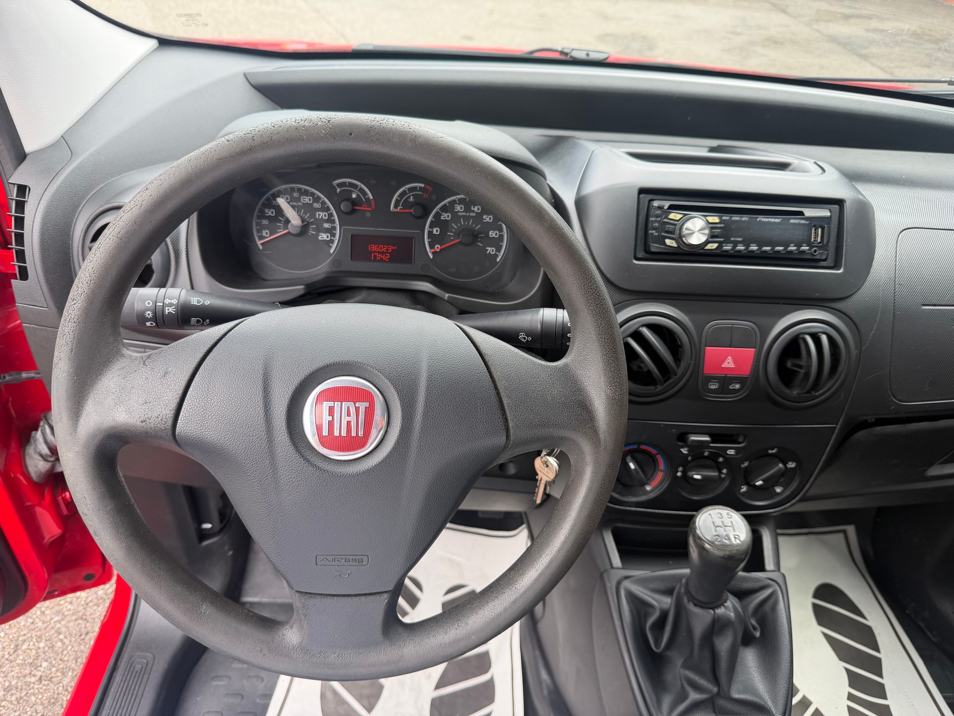 FIAT Fiorino 1.4 8V Base-image-14