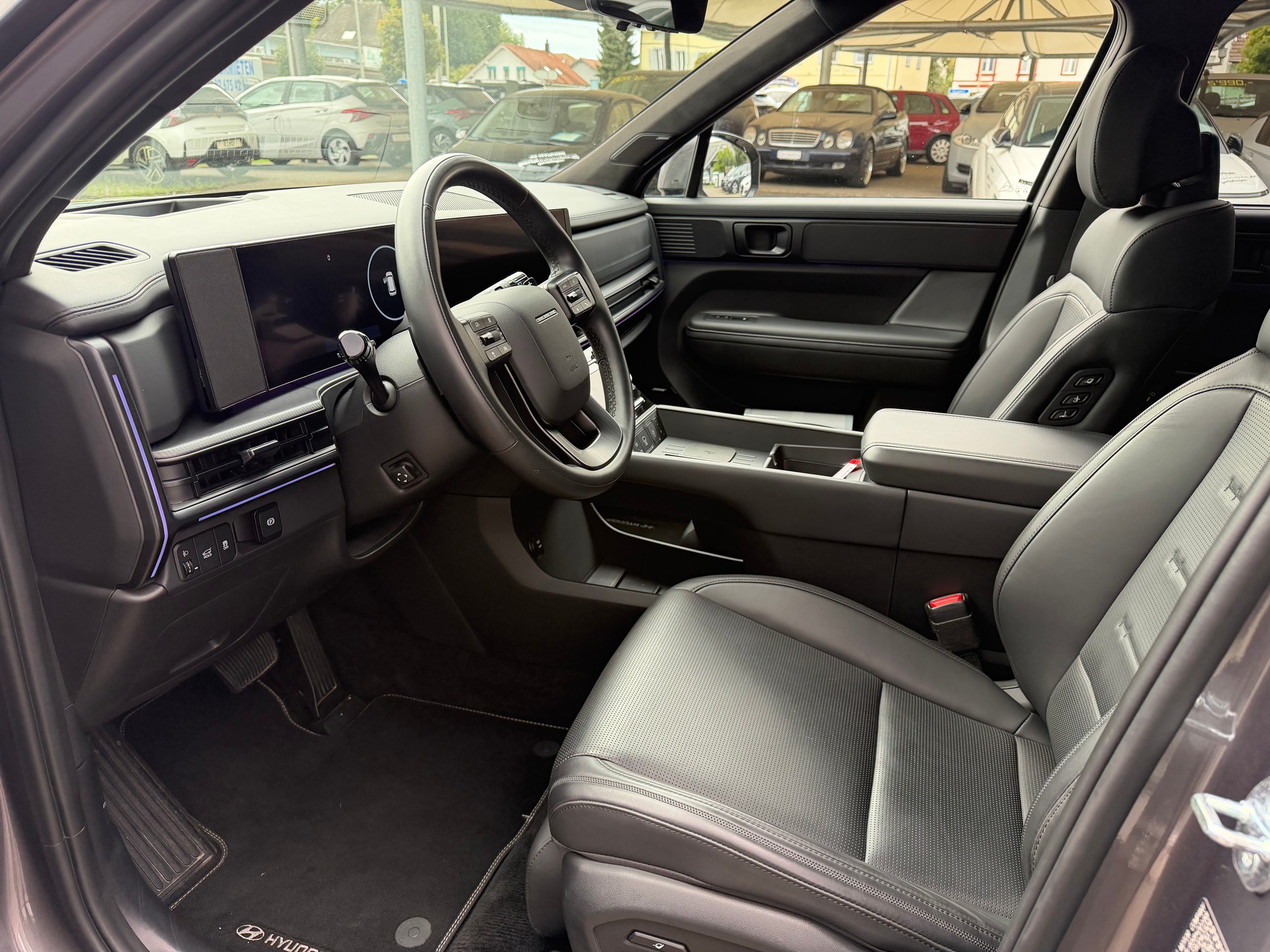 HYUNDAI Santa Fe 1.6 T-GDi HEV Calligraphy 4WD Automatic-image-14